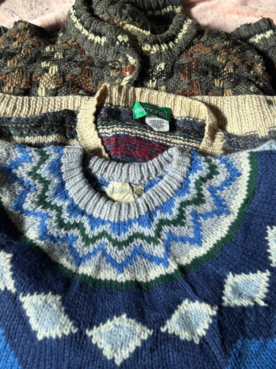 Printed wool jumpers