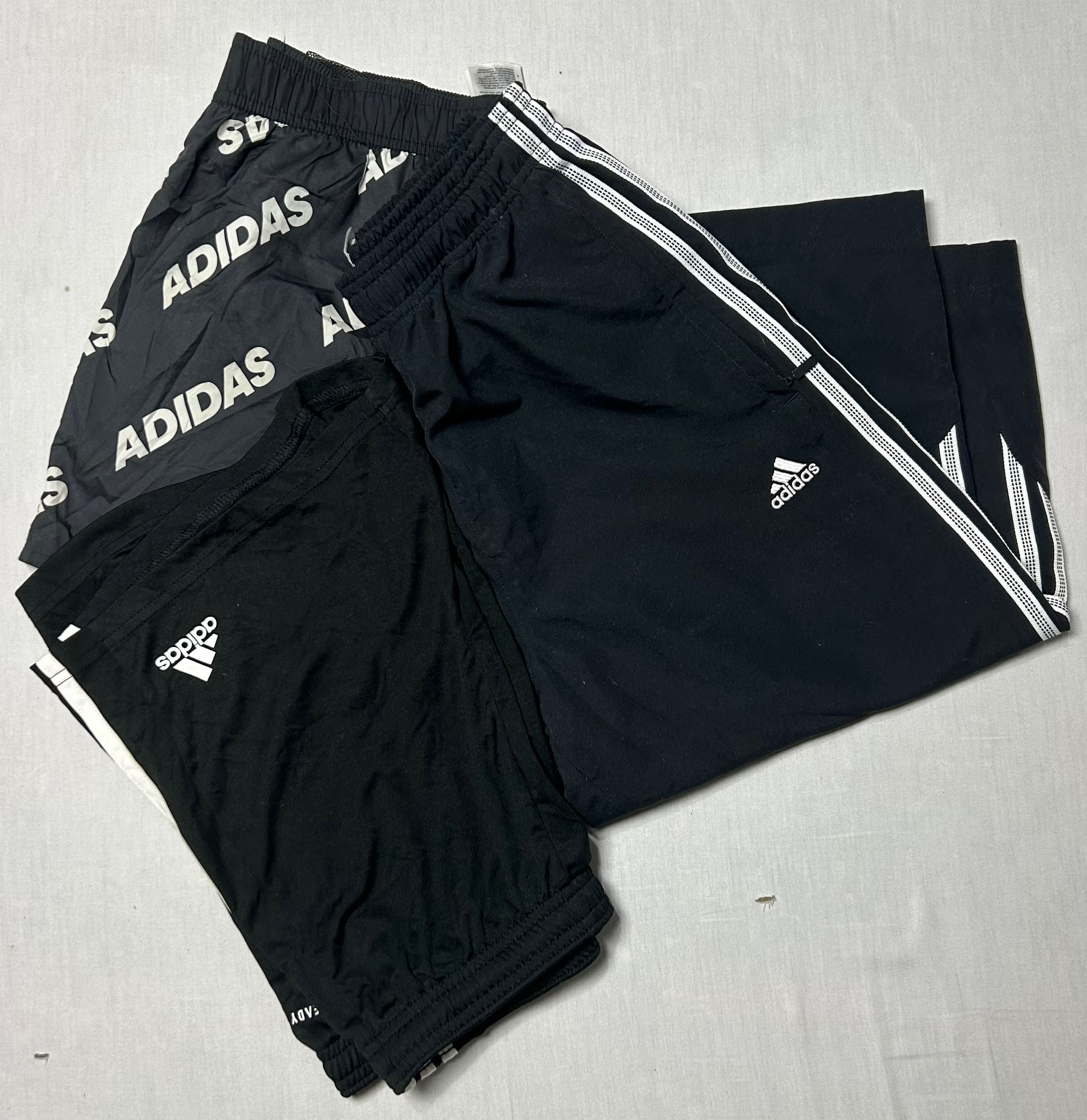 Short Adidas WR_0760