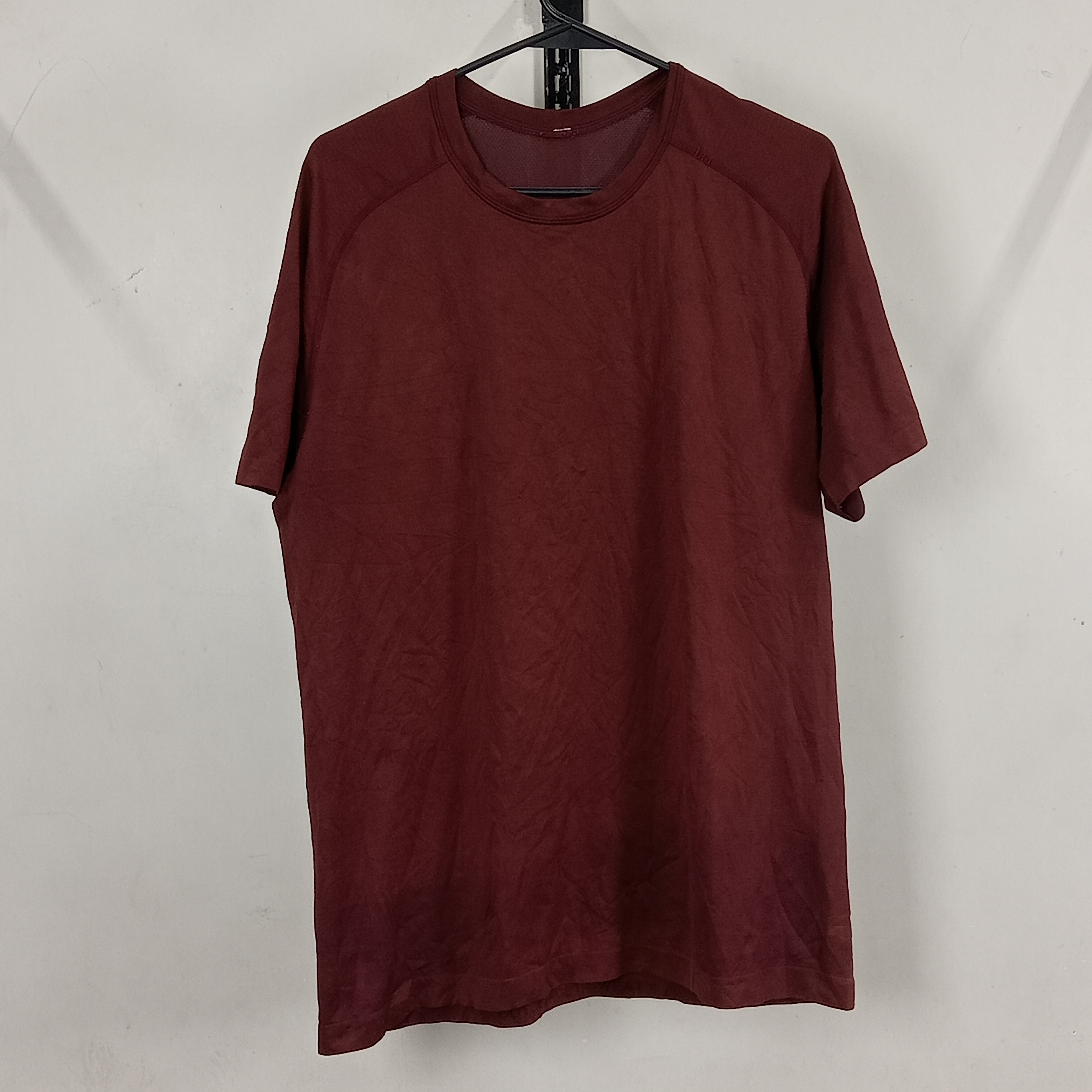 LULULEMON T-SHIRTS & TANKTOPS - BUNDLE 21