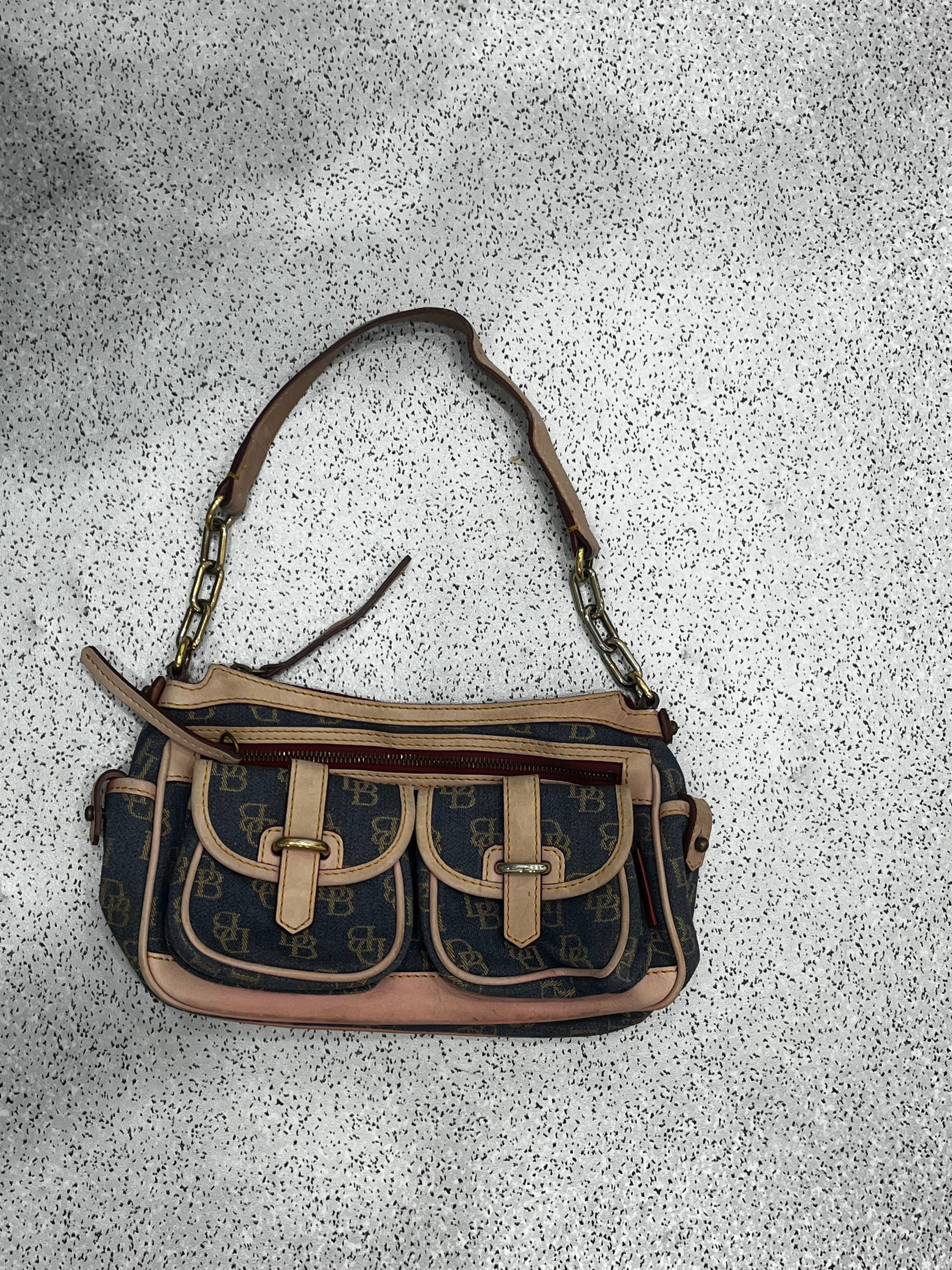 Dooney & Bourke Bags