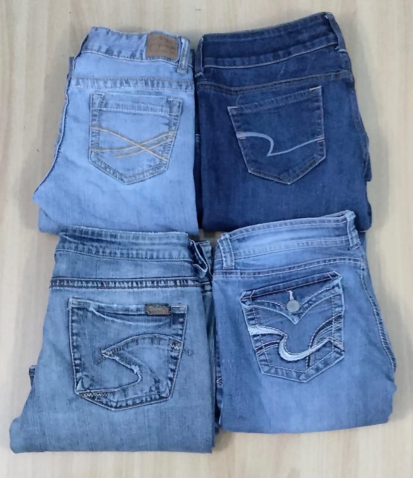 JA 0552 Women’s Embellished Flared Jeans