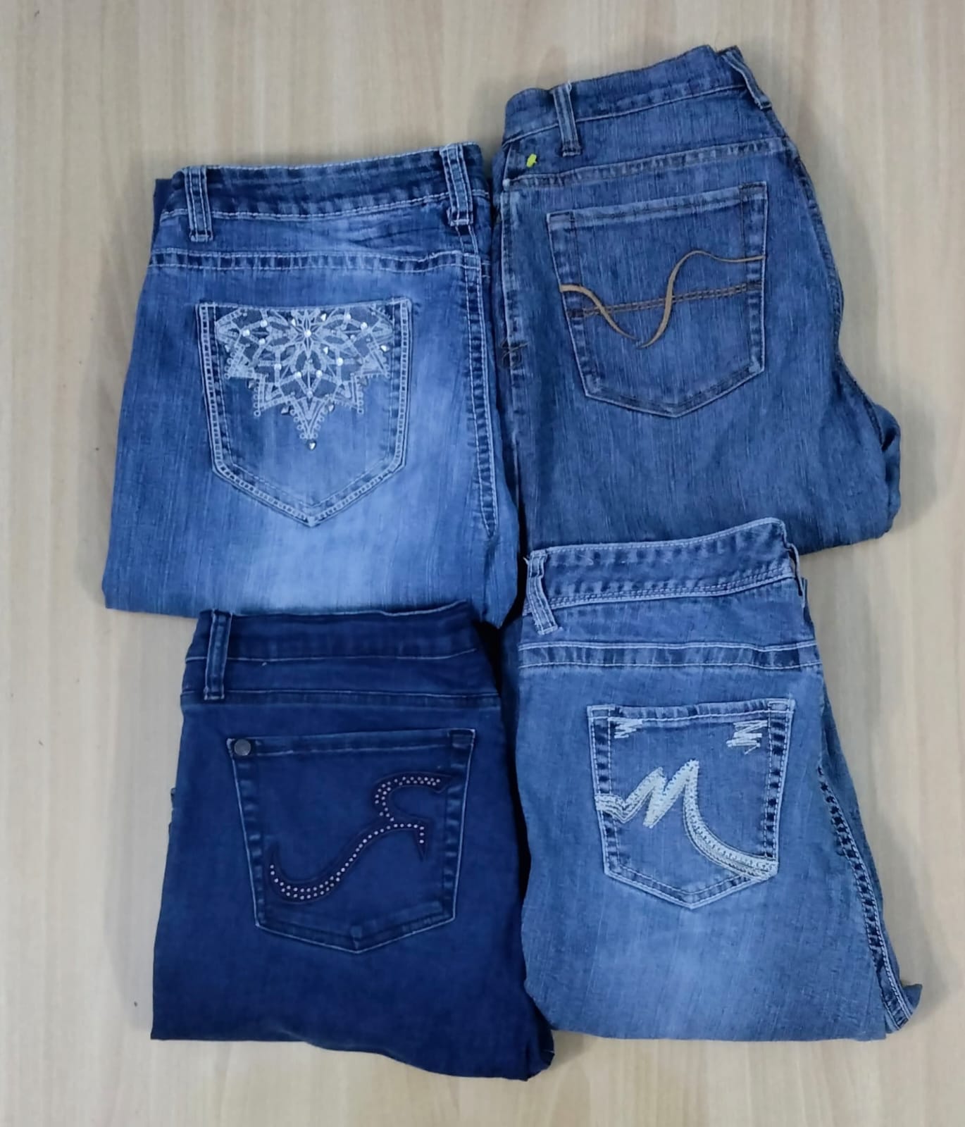 JA 0546 Women’s Embellished Flared Jeans