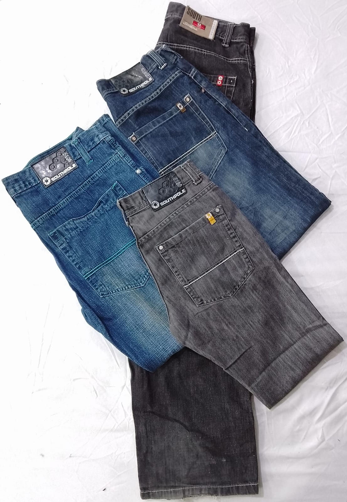 CR6227  Vintage Southpole Jeans