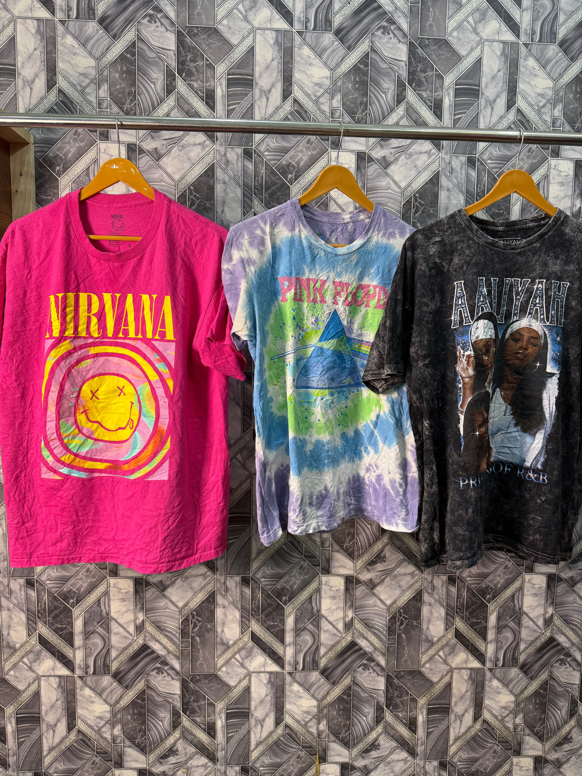 AVG-0198 Music | Band T-Shirts