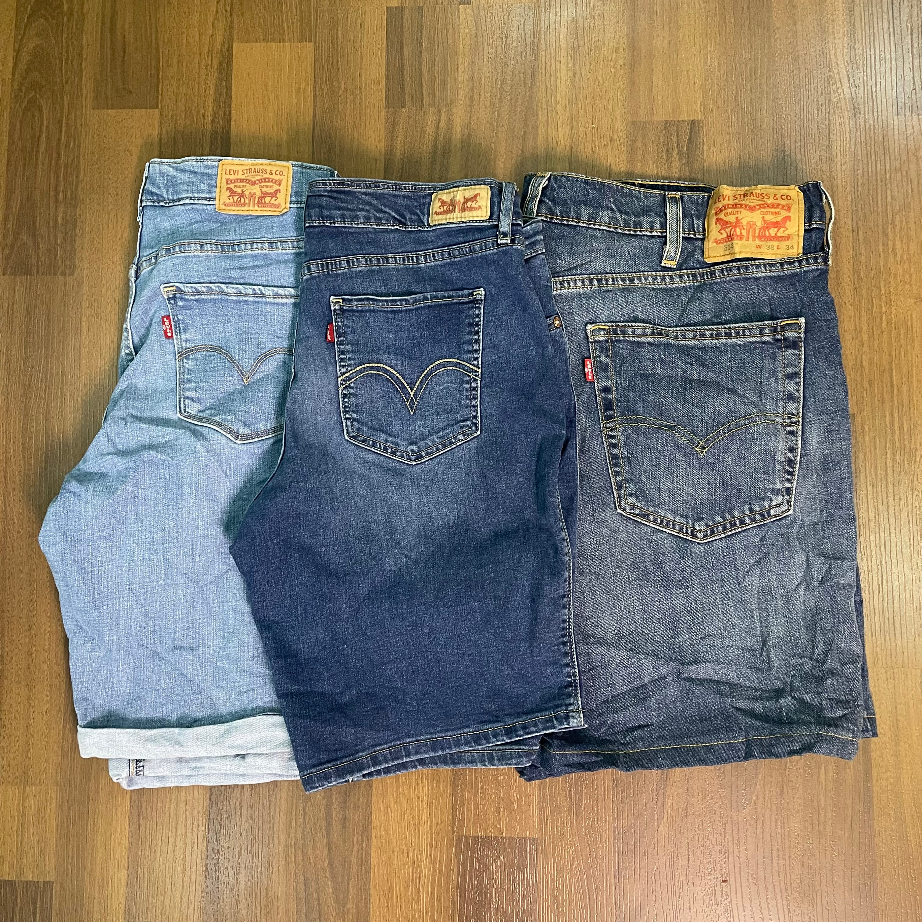 AV-0816 Levi’s Shorts
