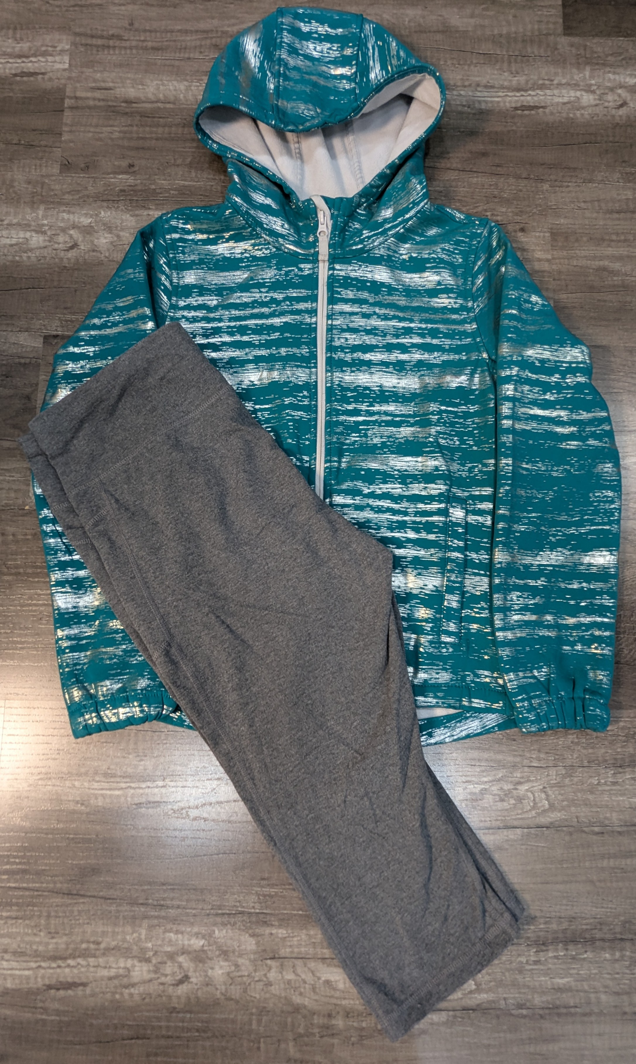 3429 - Magliette a maniche corte sportive, felpe, pantaloni, giacca