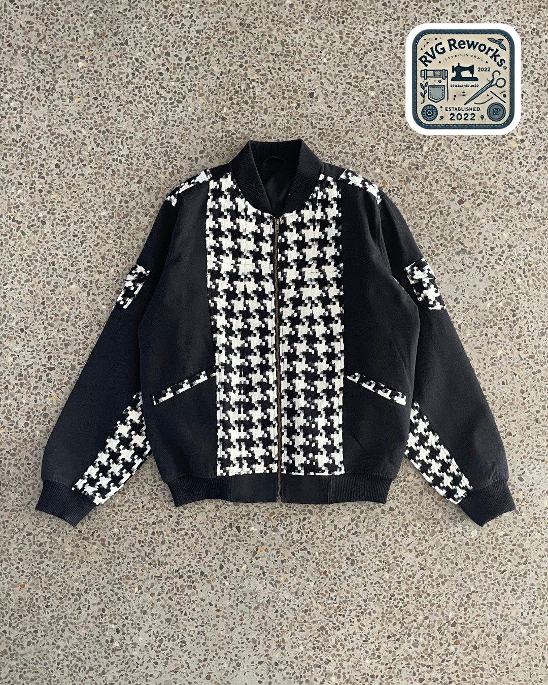 Chaqueta bomber de panel impresa reciclada