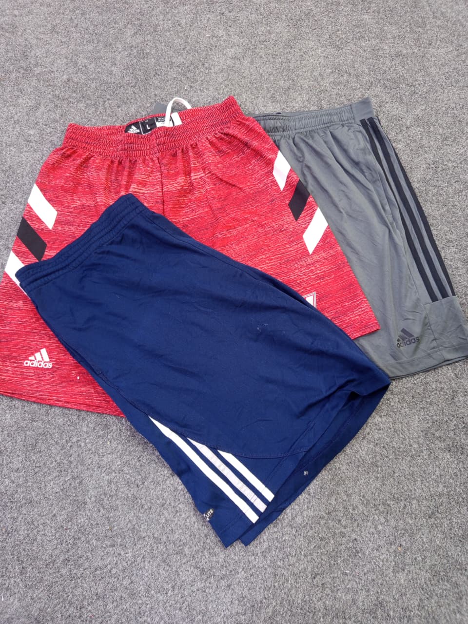 Short de sport Adidas ZV1630
