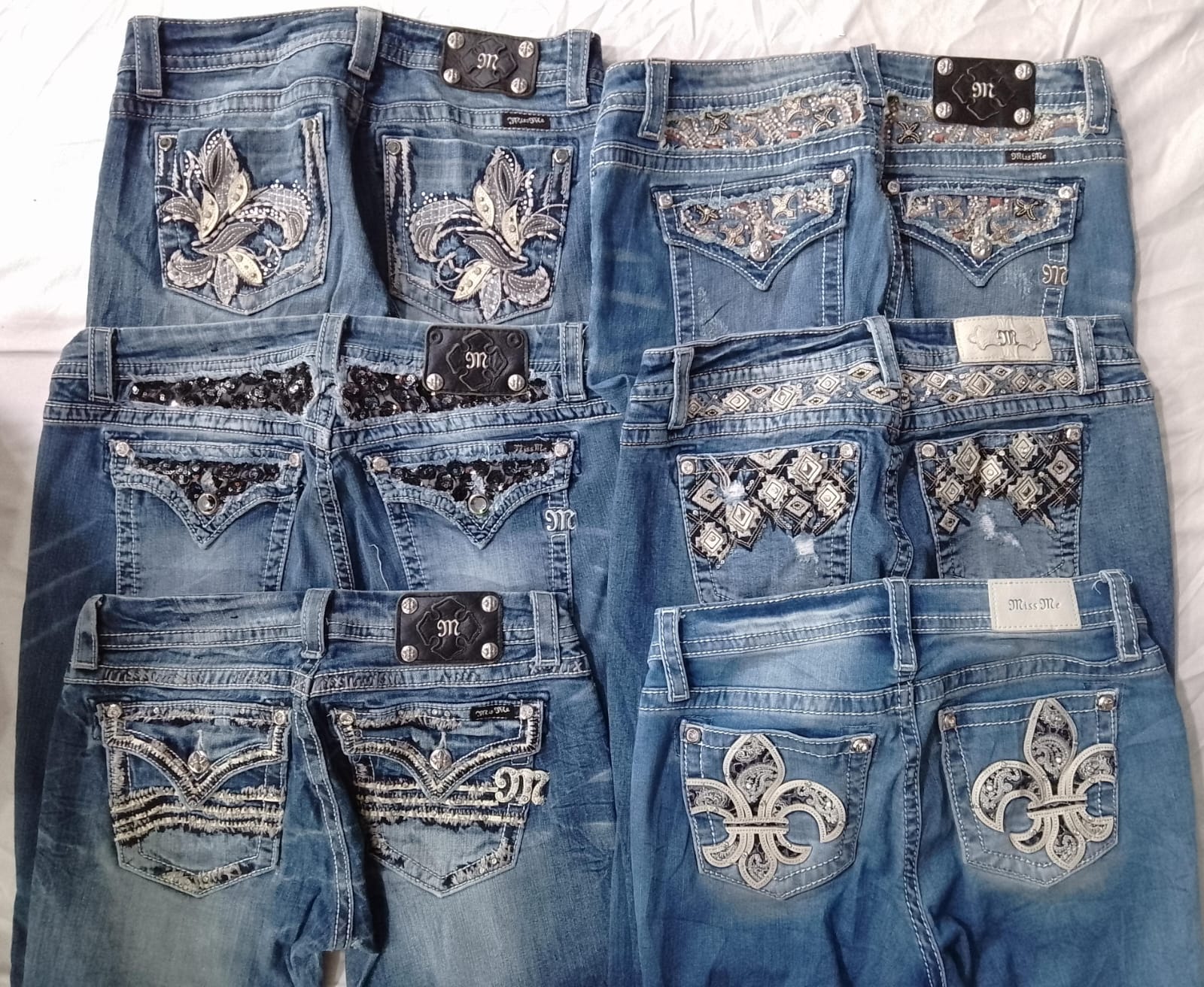 CR6330 Miss Me Flare Jeans