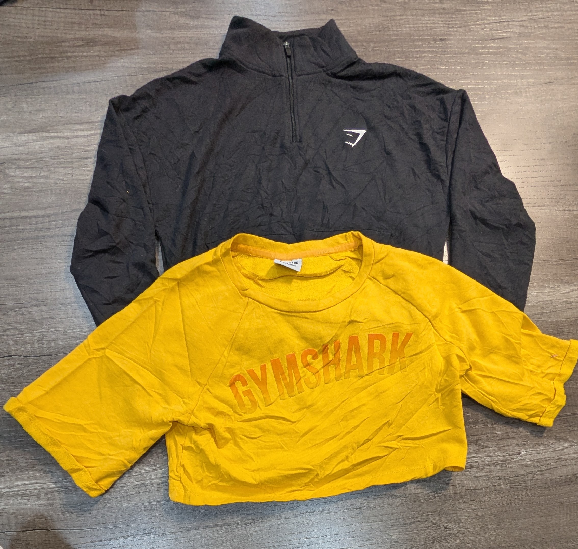 3521 - Gymshark Crop Top