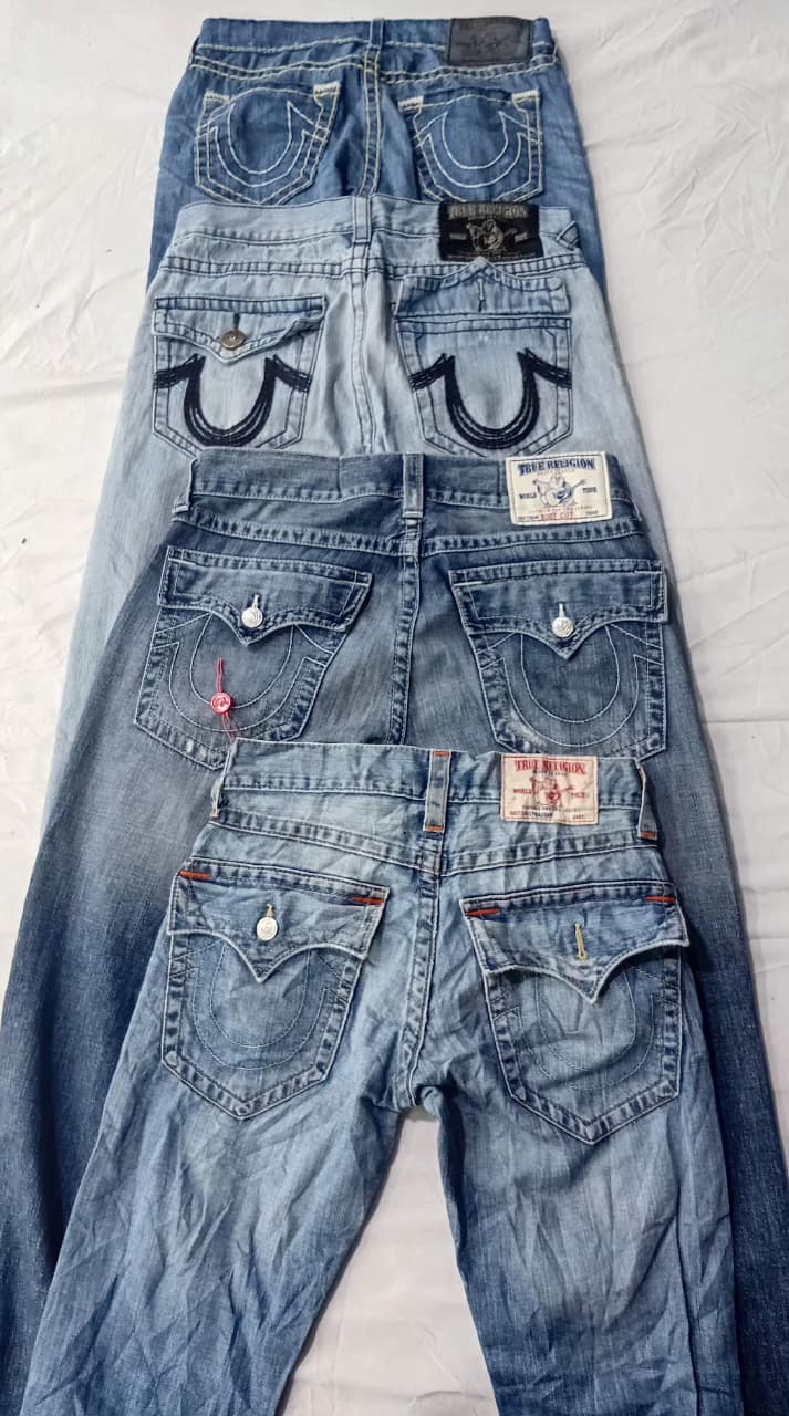 CR6354 Vintage True Religion Men’s Jeans