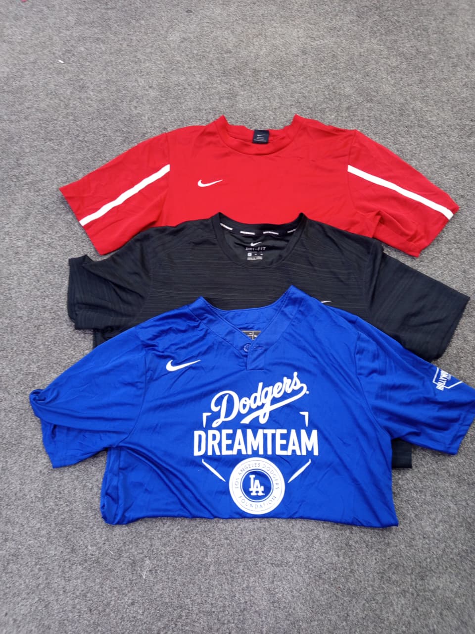 CRZ1737 Nike Sports T-Shirts