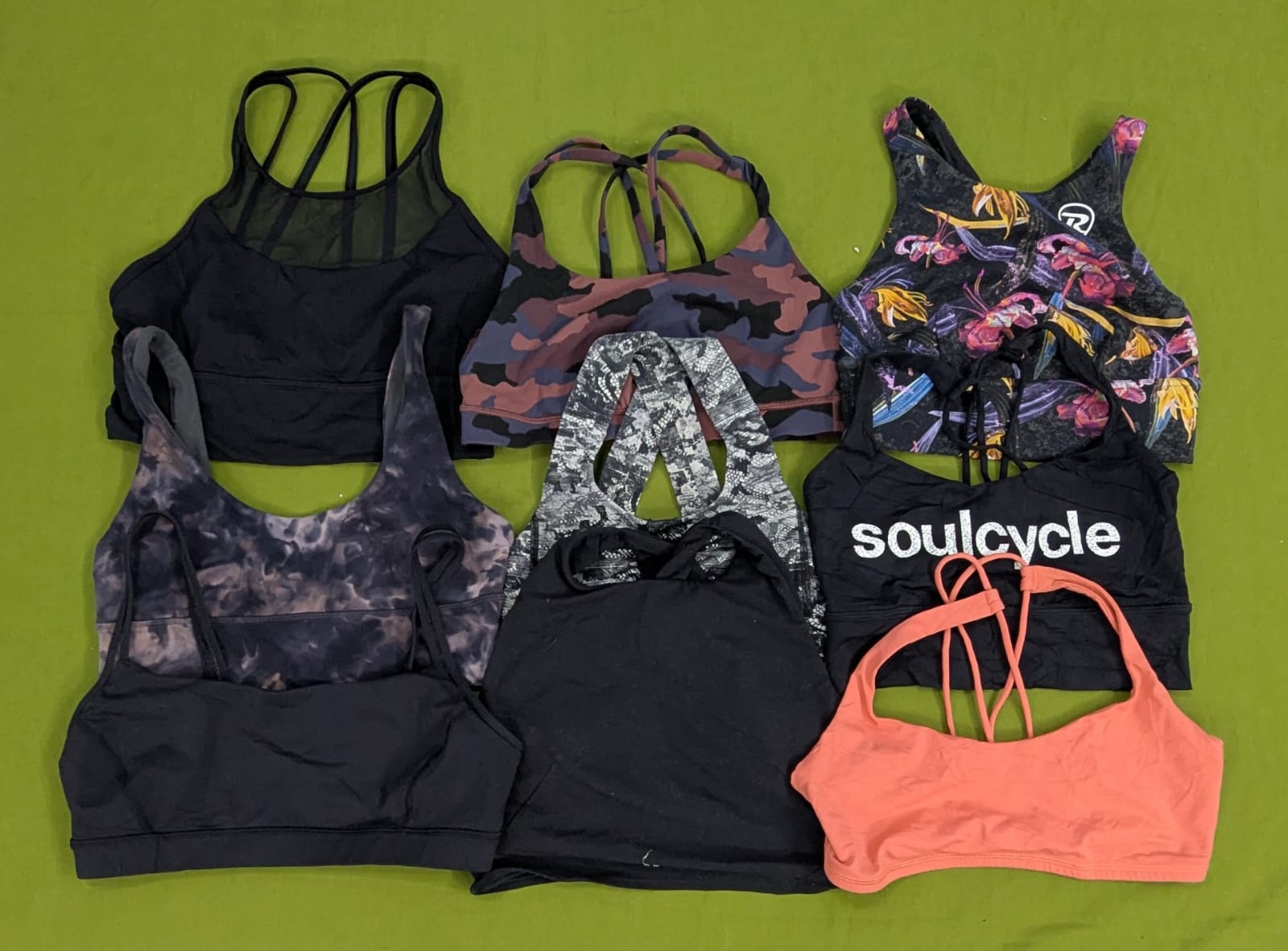 RV2031 Lululemon Tops