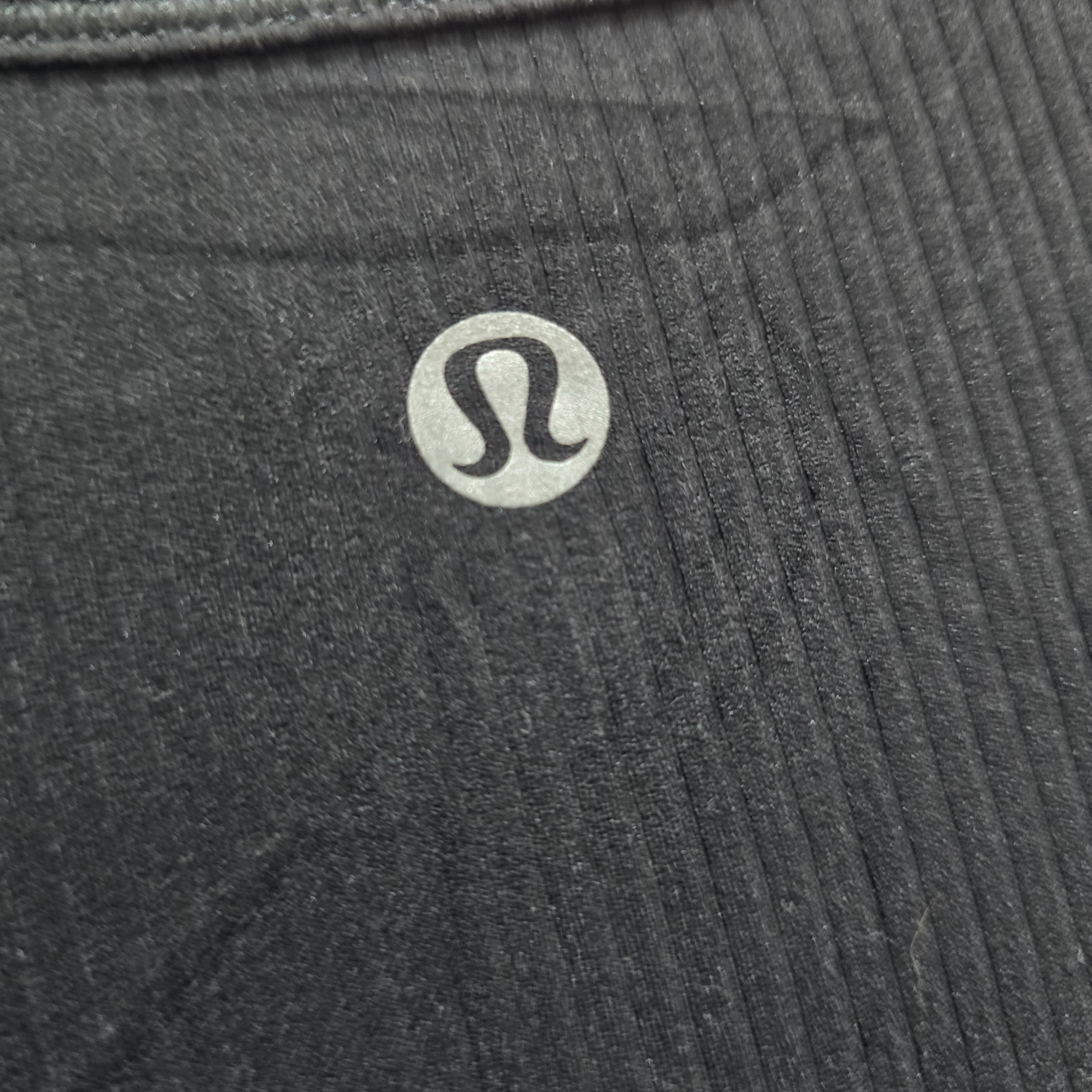 AV-0882 Lululemon Tank Tops