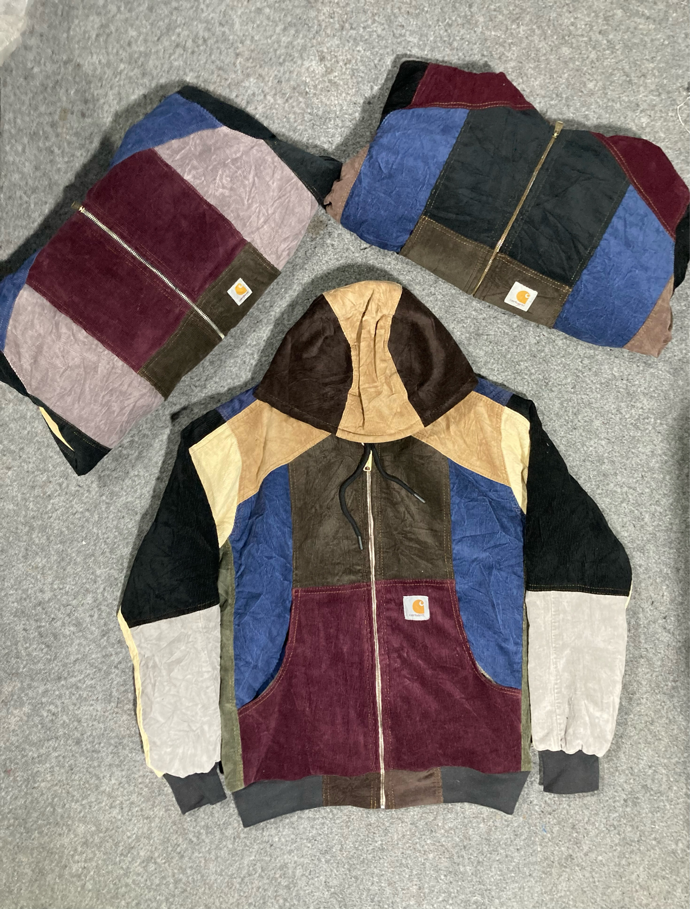 アップサイクル カーハート コーデュロイ フーディ