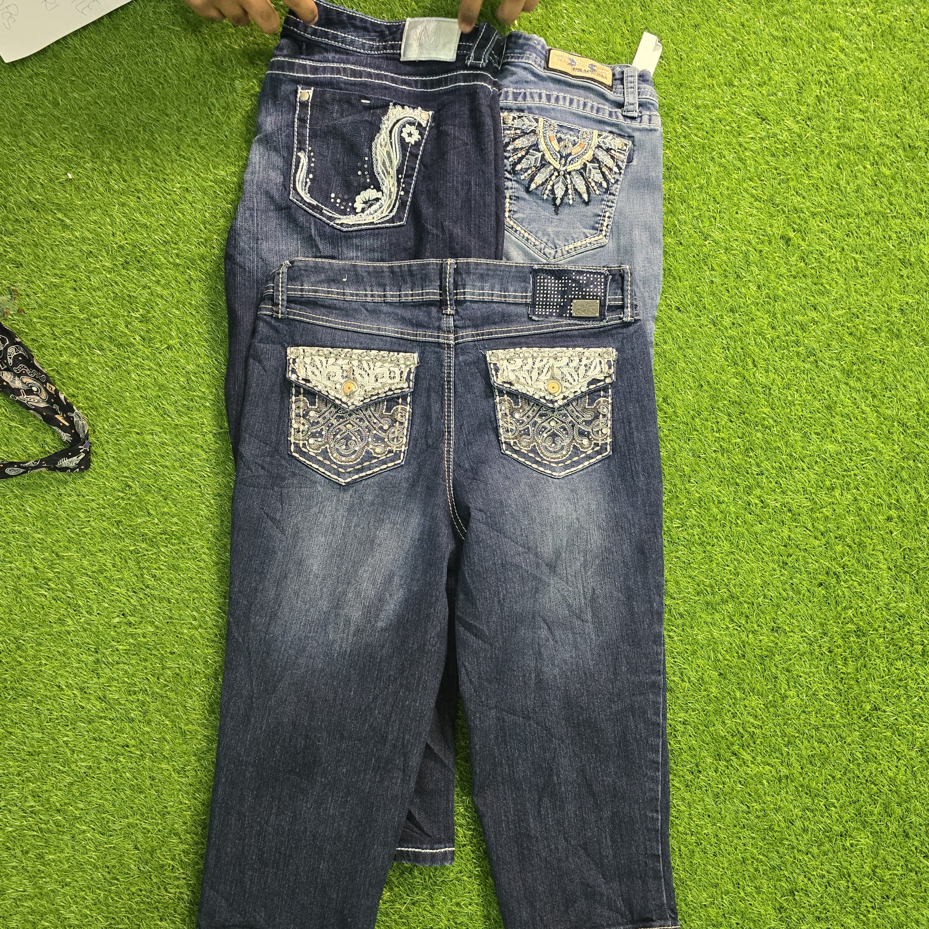 AV-0890 Y2K Style Capri