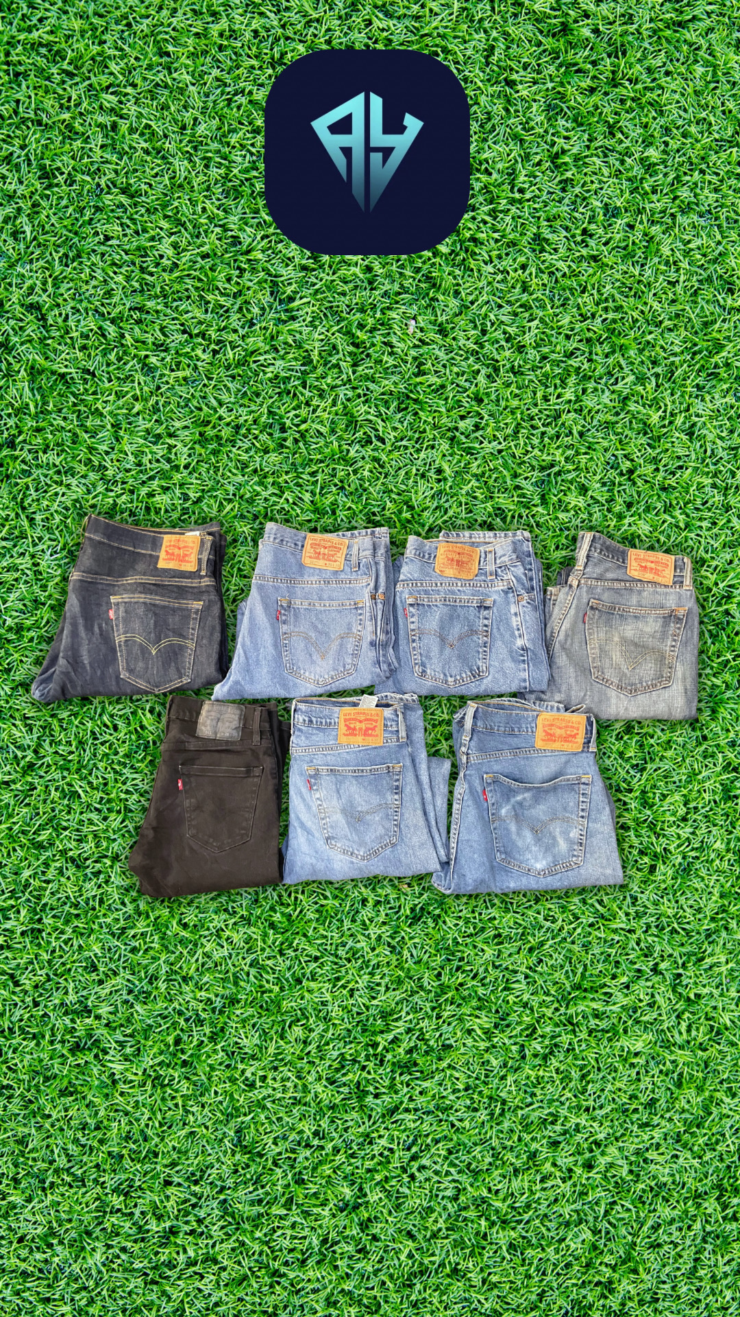 A.Y110 Levi's jeans