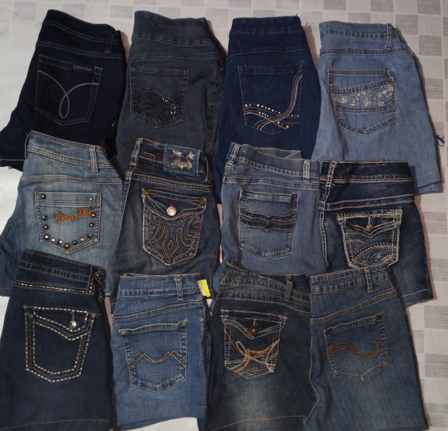 MUDD AND OTHER MIX BRANDS MINI SHORTS (ID 1228)