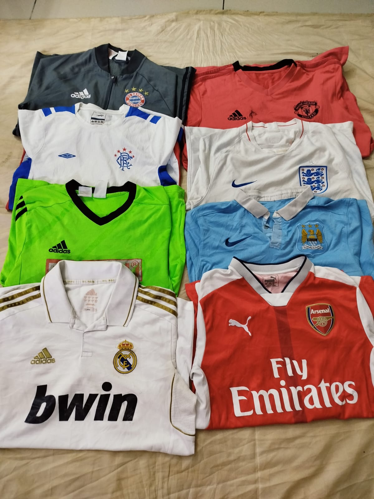 サッカージャージ