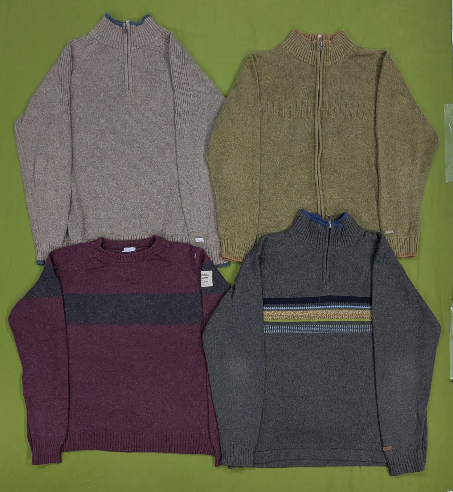 RV2052 Columbia Sweaters