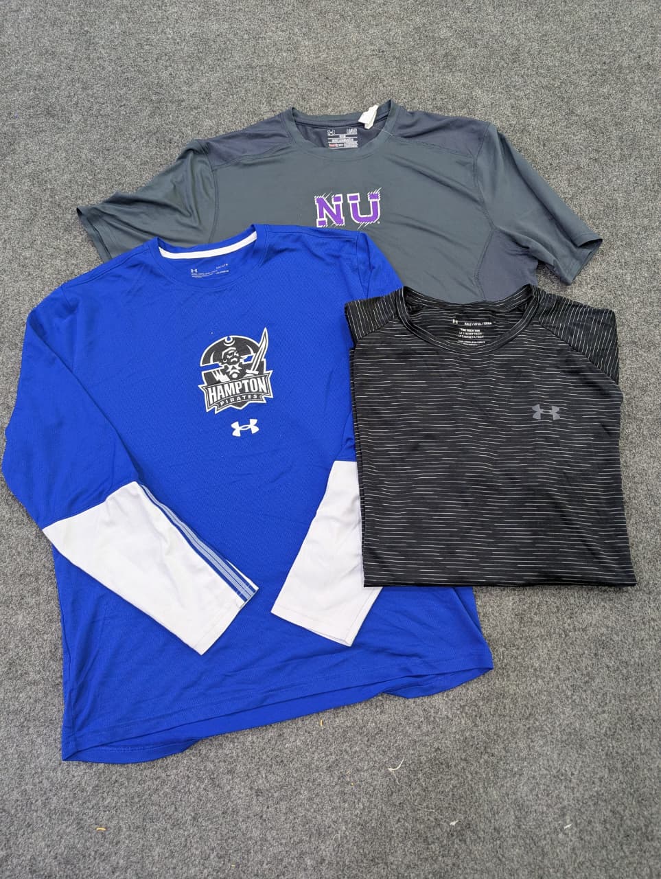 ZV1775 Under Armour Sports T-Shirts