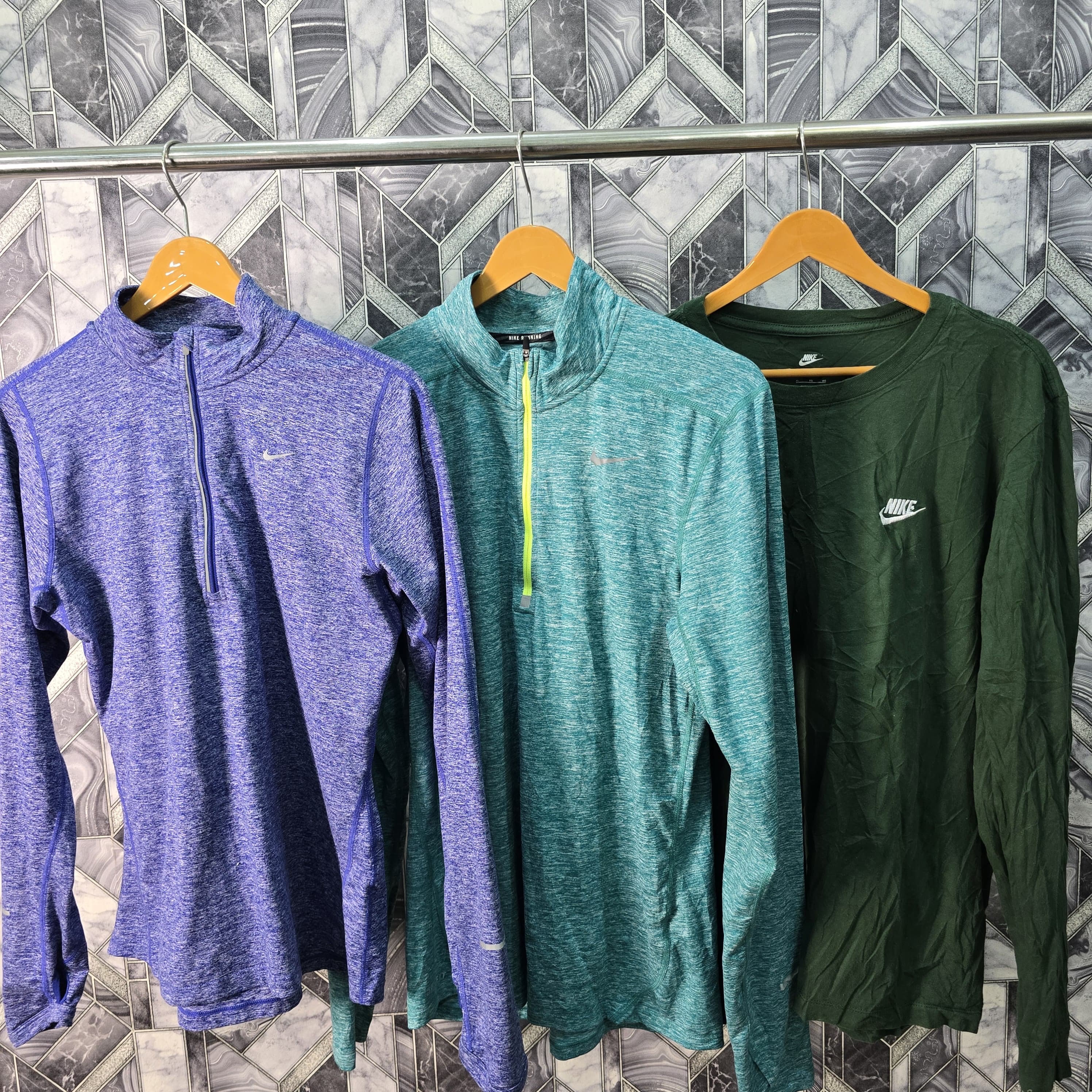 AV-0912 Nike T-Shirts l/s