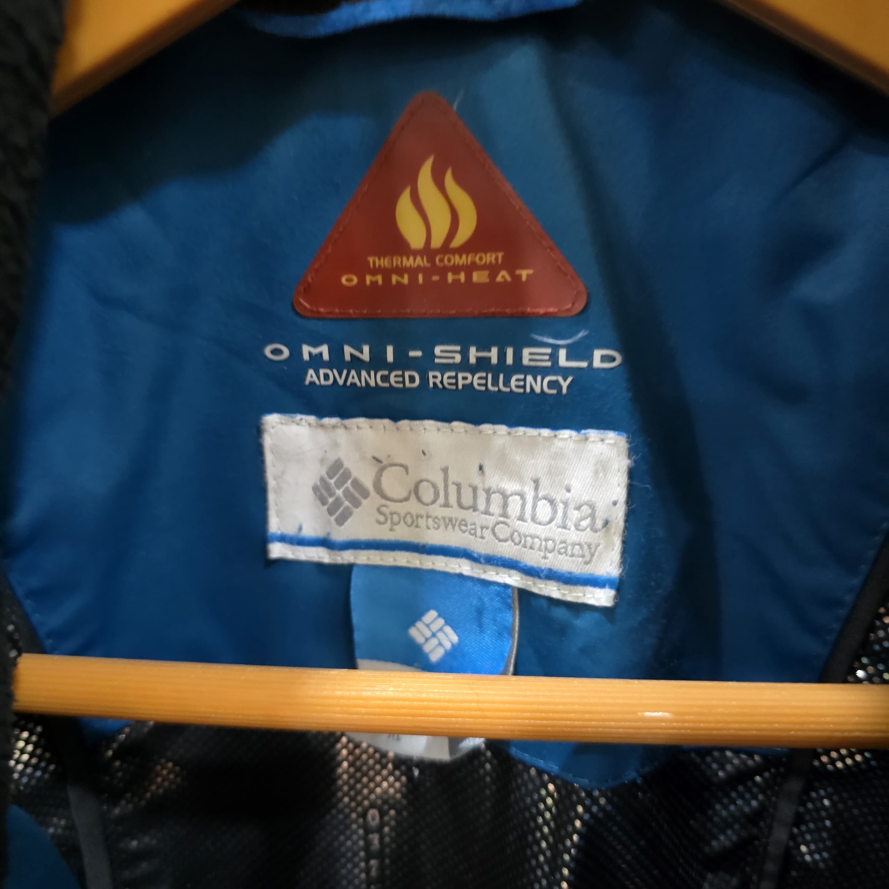 AV-0915 Columbia Mix Jackets