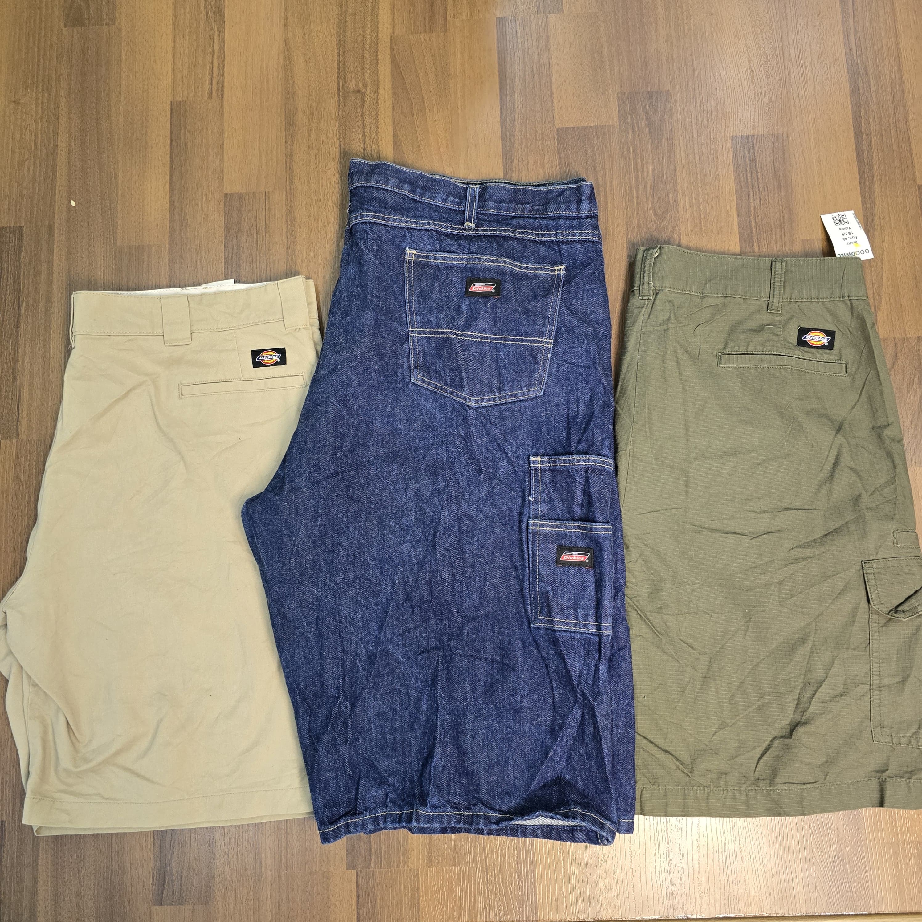 AV-0918 Dickies Oversizs Shorts