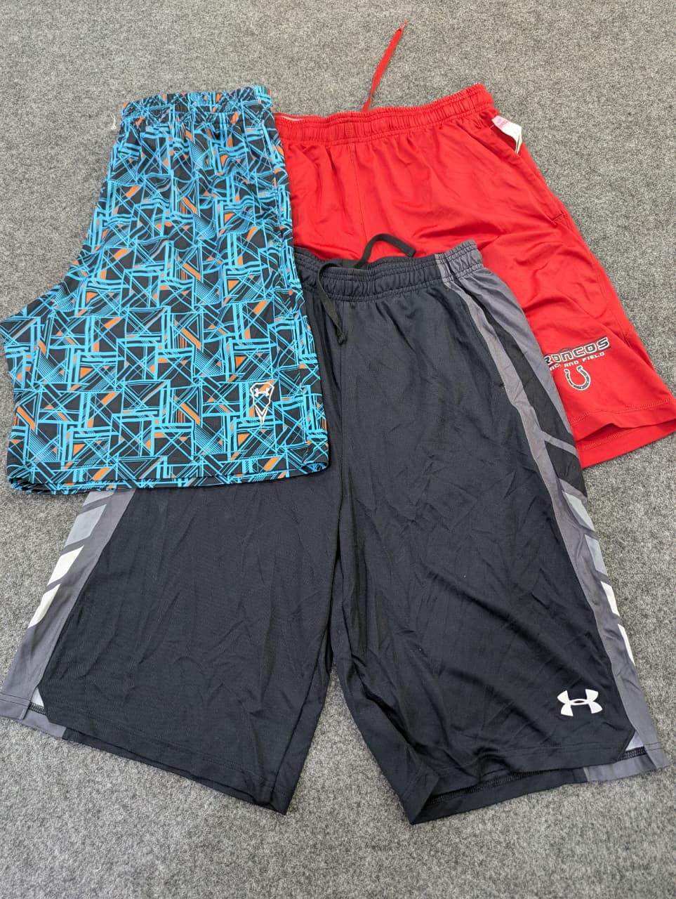 ZV1776 Under Armour Sports Shorts