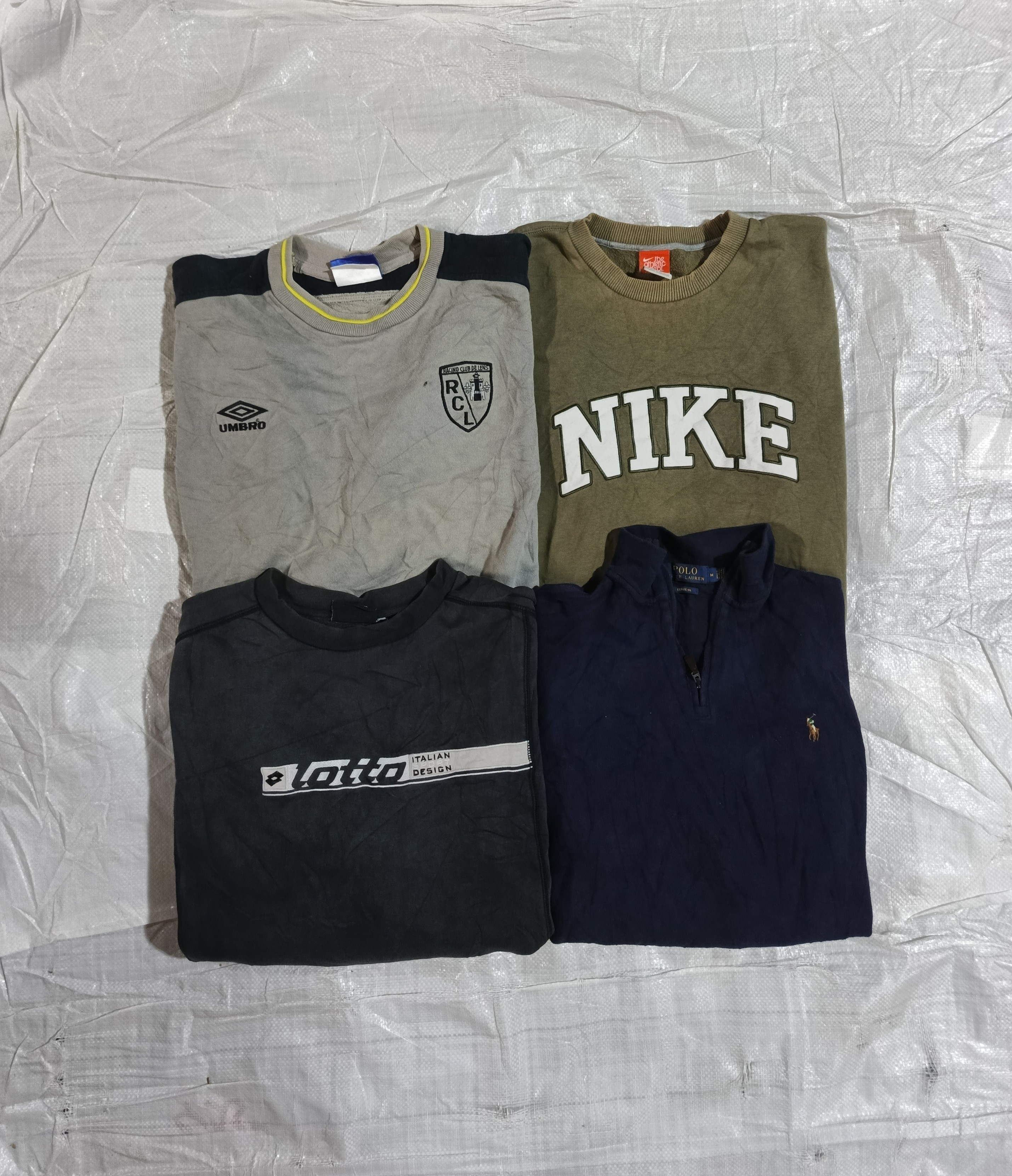 1/4ジップとビンテージミックスのスウェットシャツ