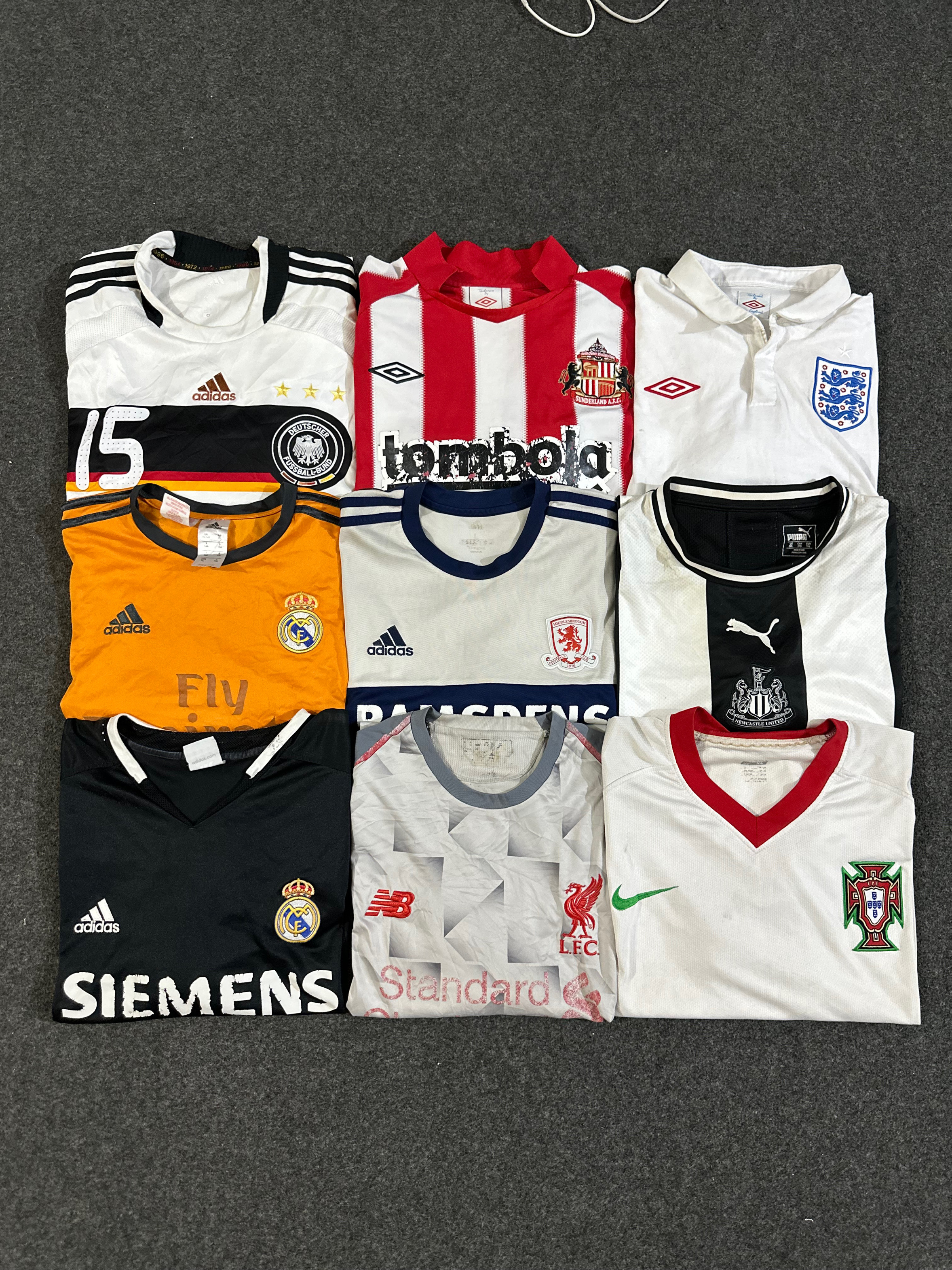 Football jerseys 10pices