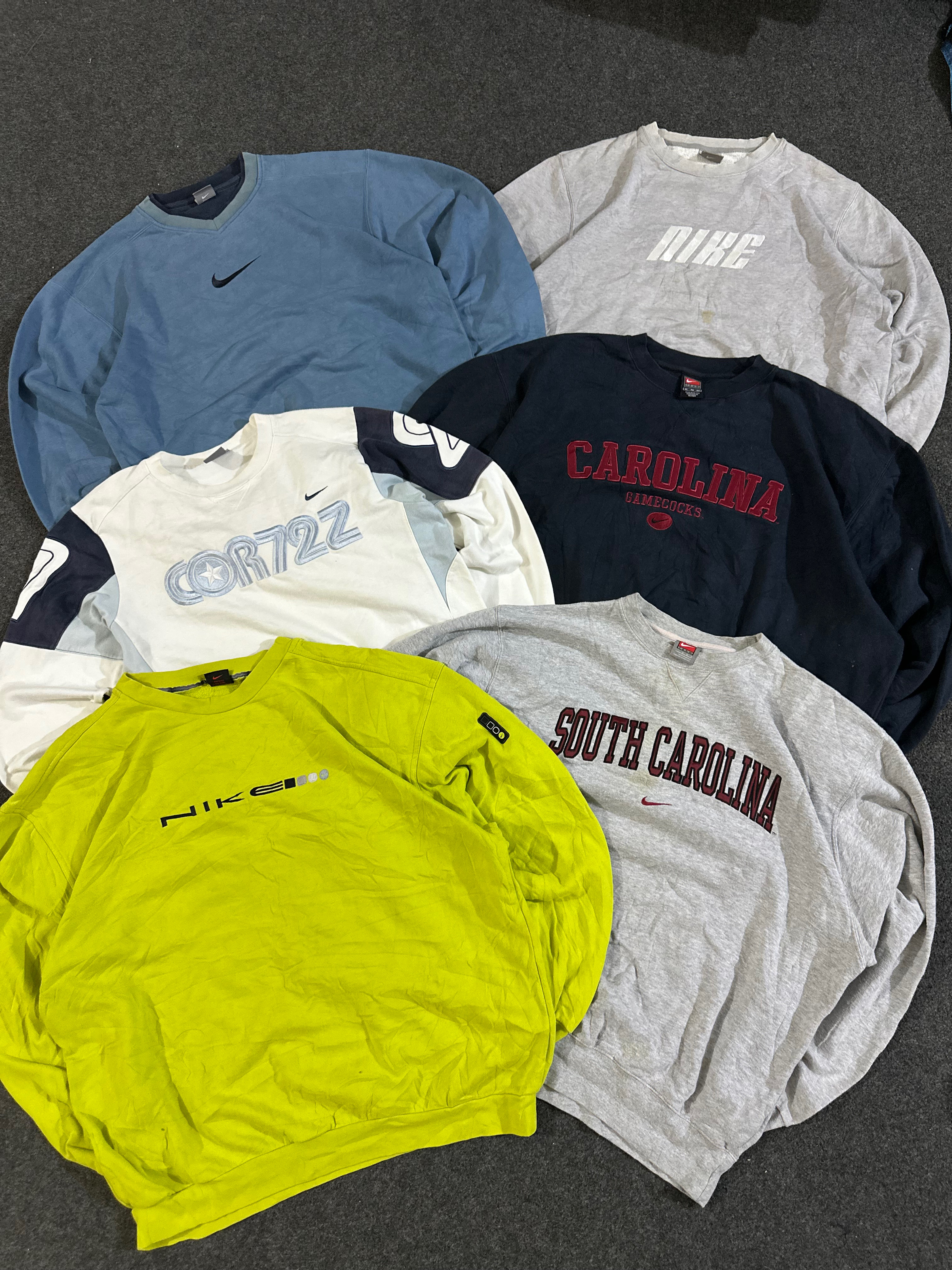 nike vintage sweatshirt