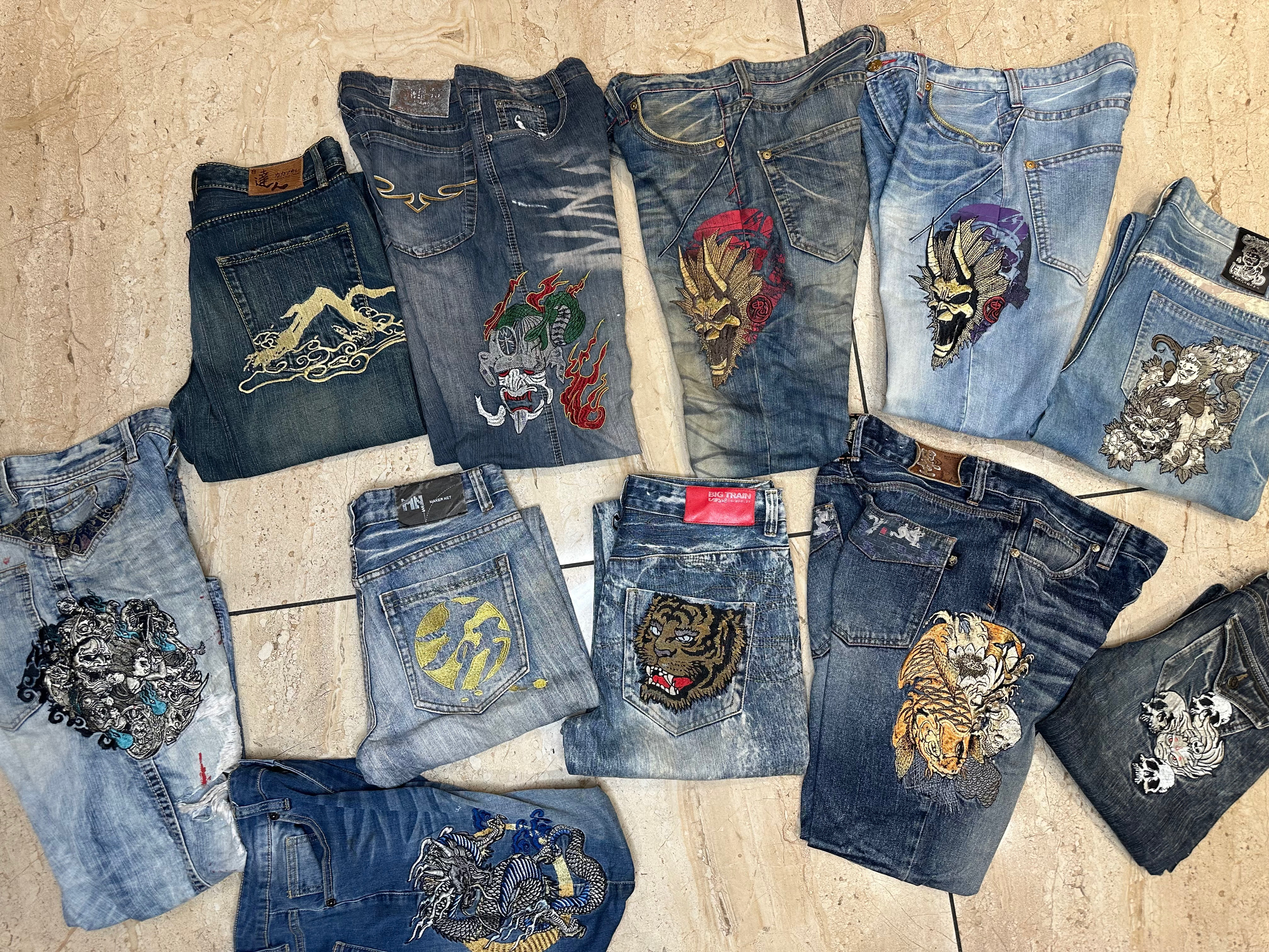 Jeans brodés japonais