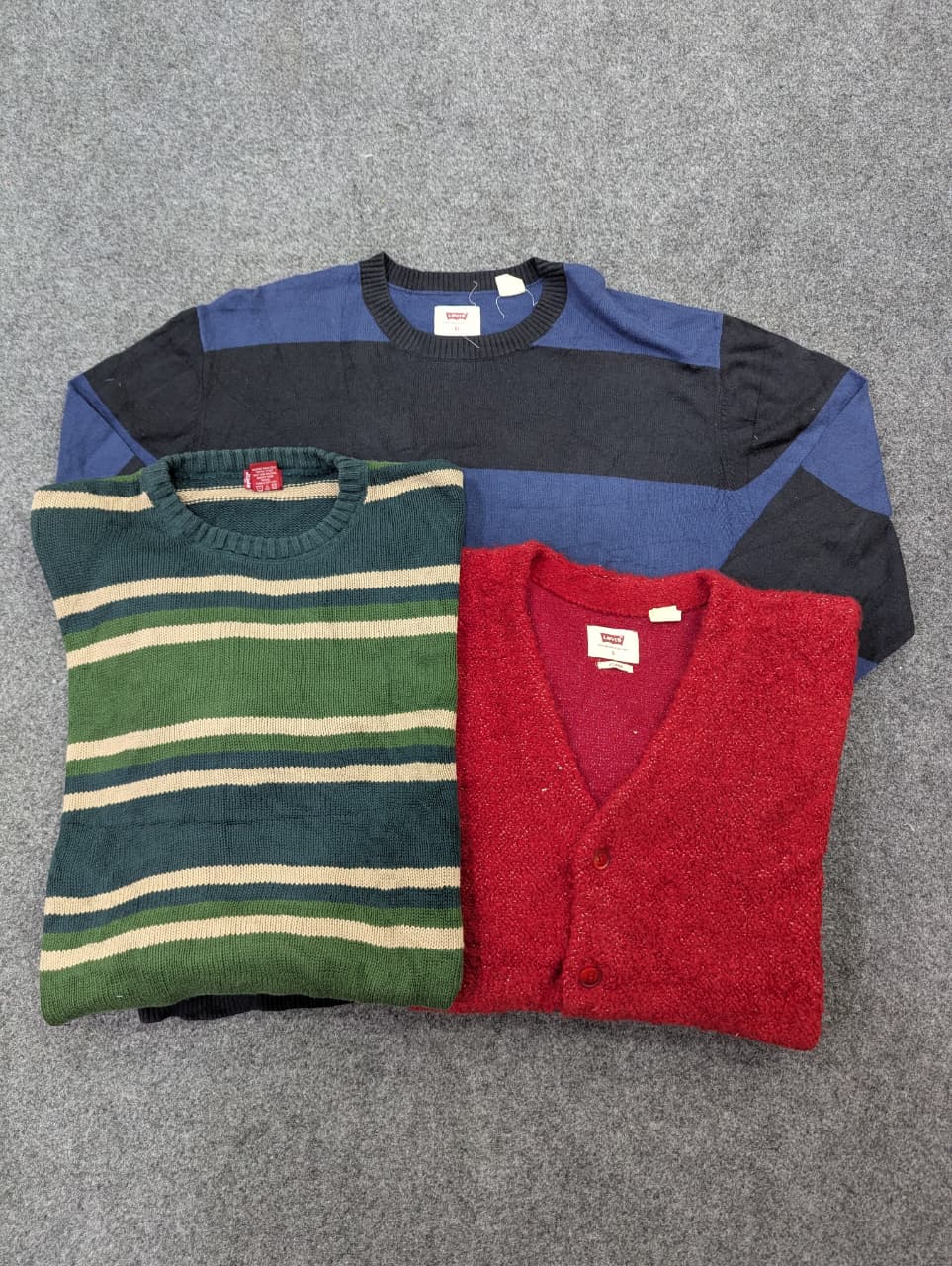 ZV1824 Levi’s Sweaters