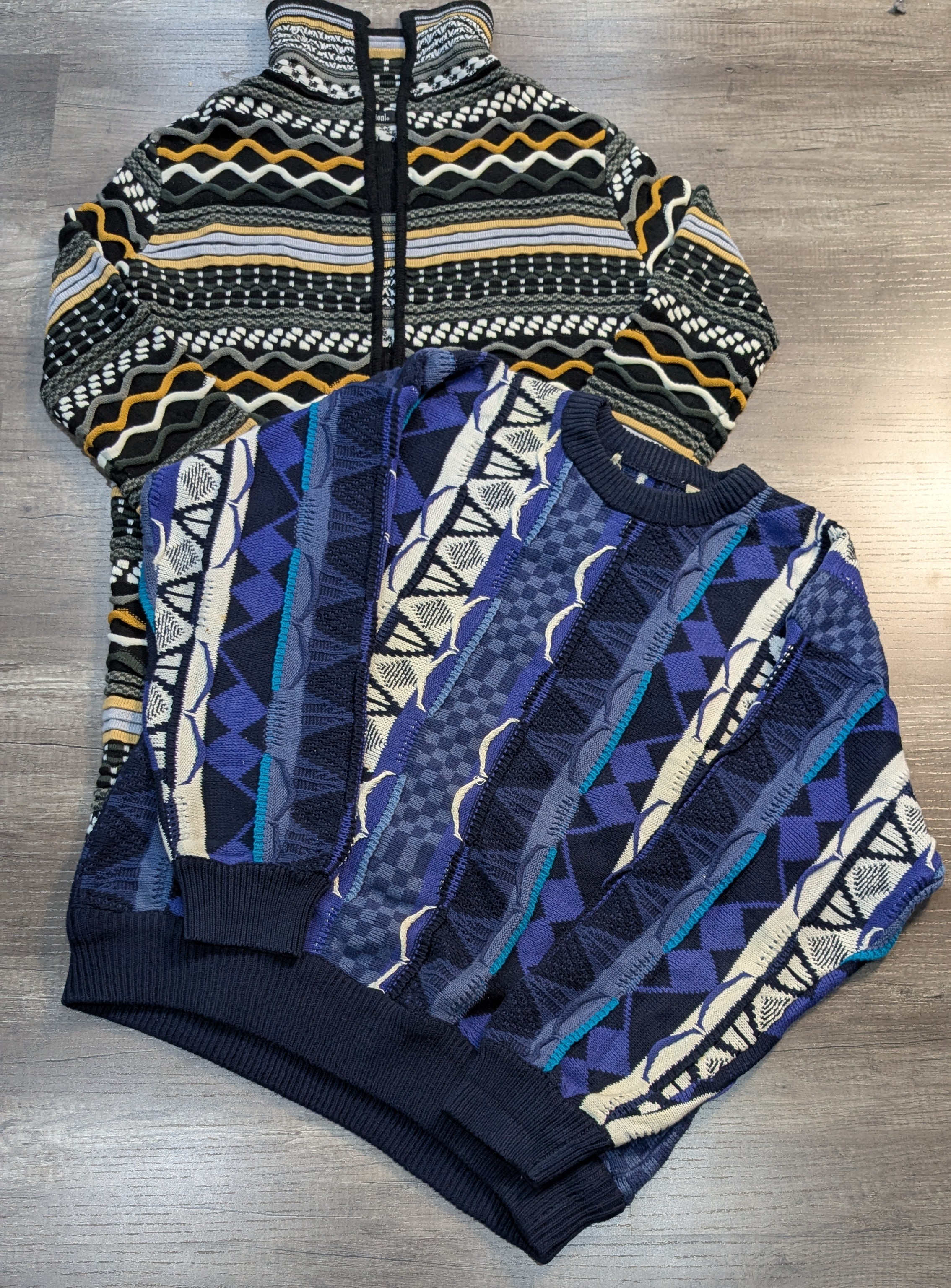 3692 - Pull et cardigan Coogi Style