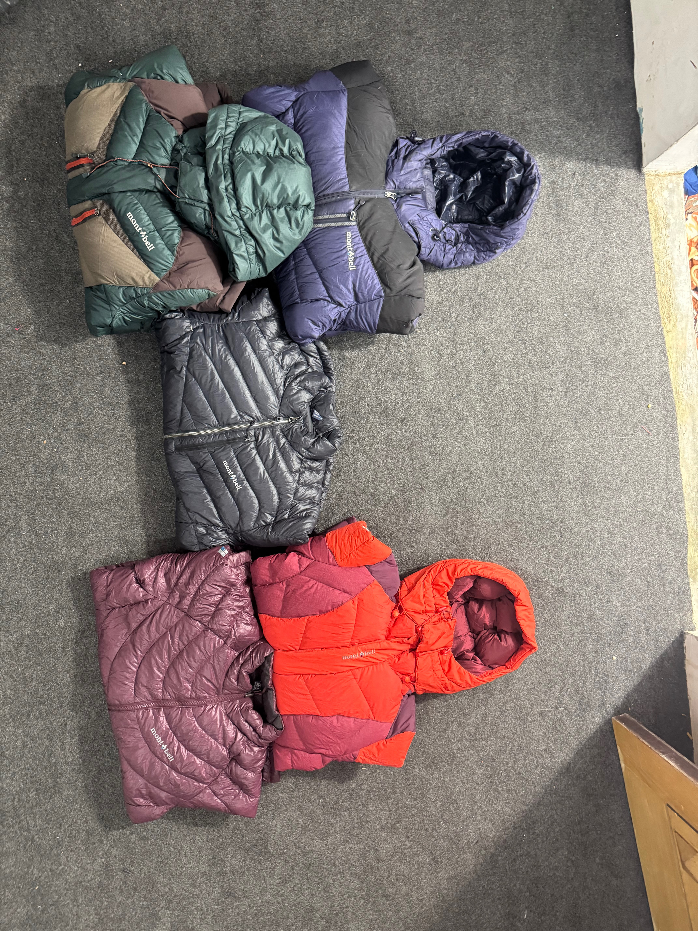 モンベル パファージャケット