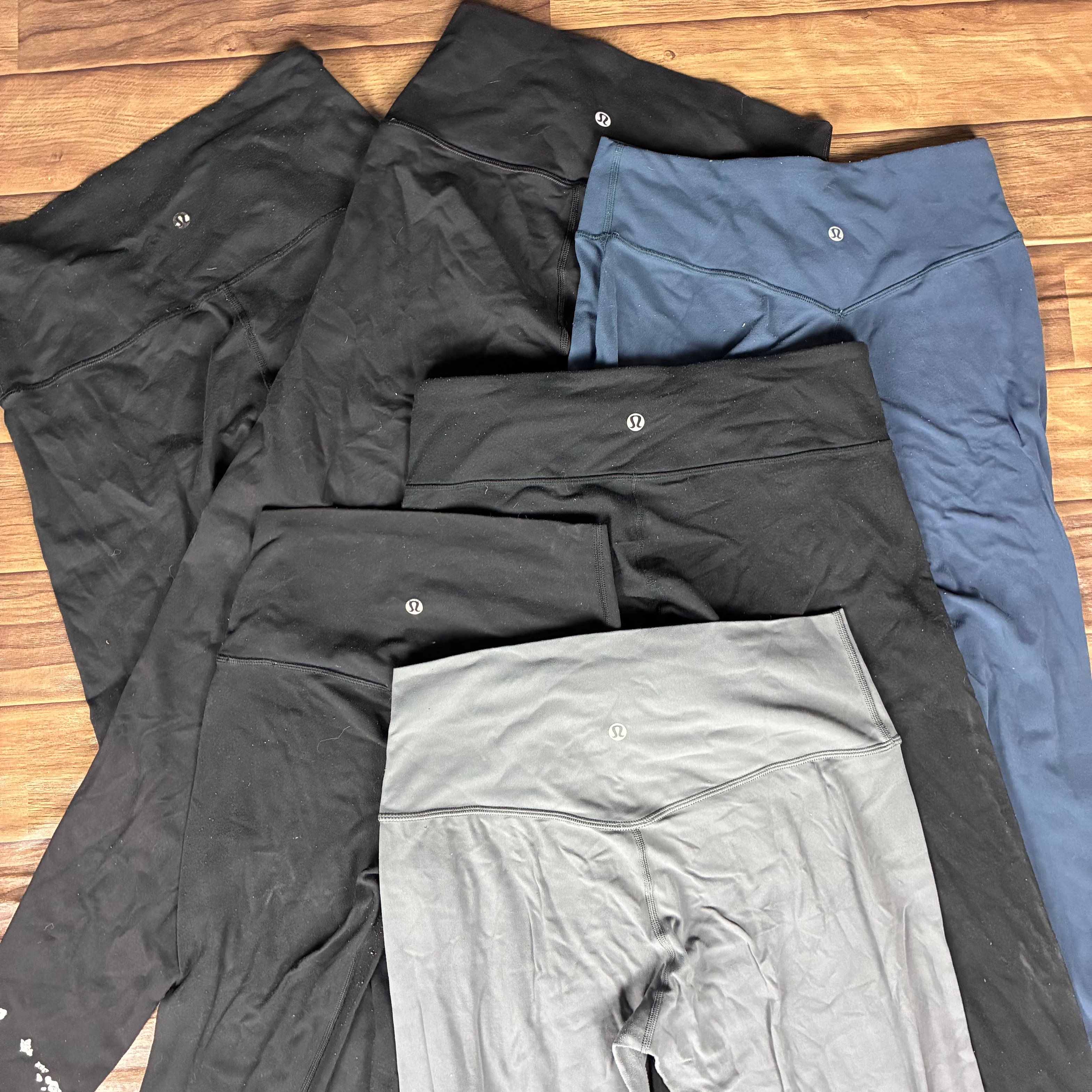 LuluLemon leggings (FNC:1447)