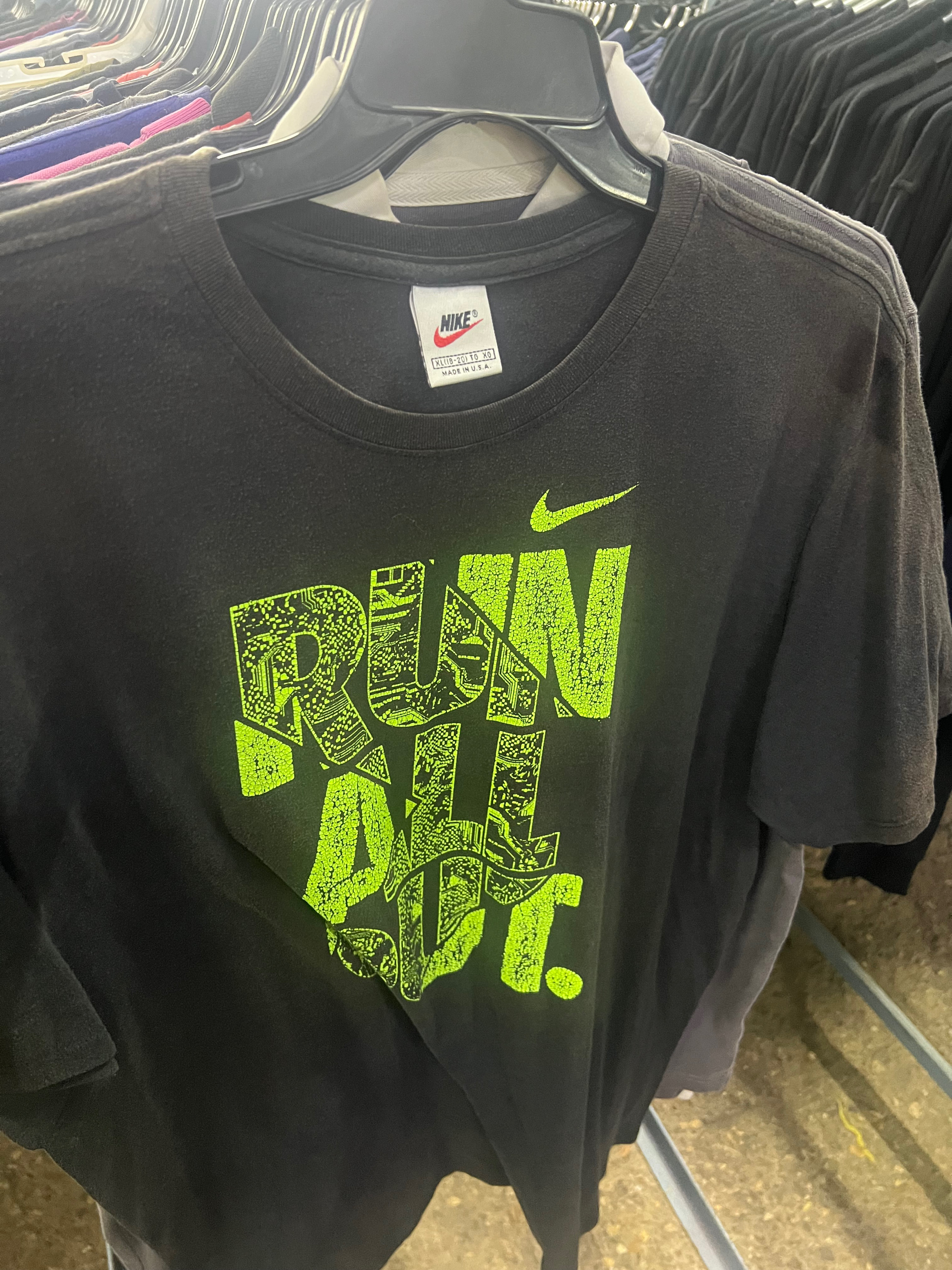 Camiseta Nike - 45 pcs