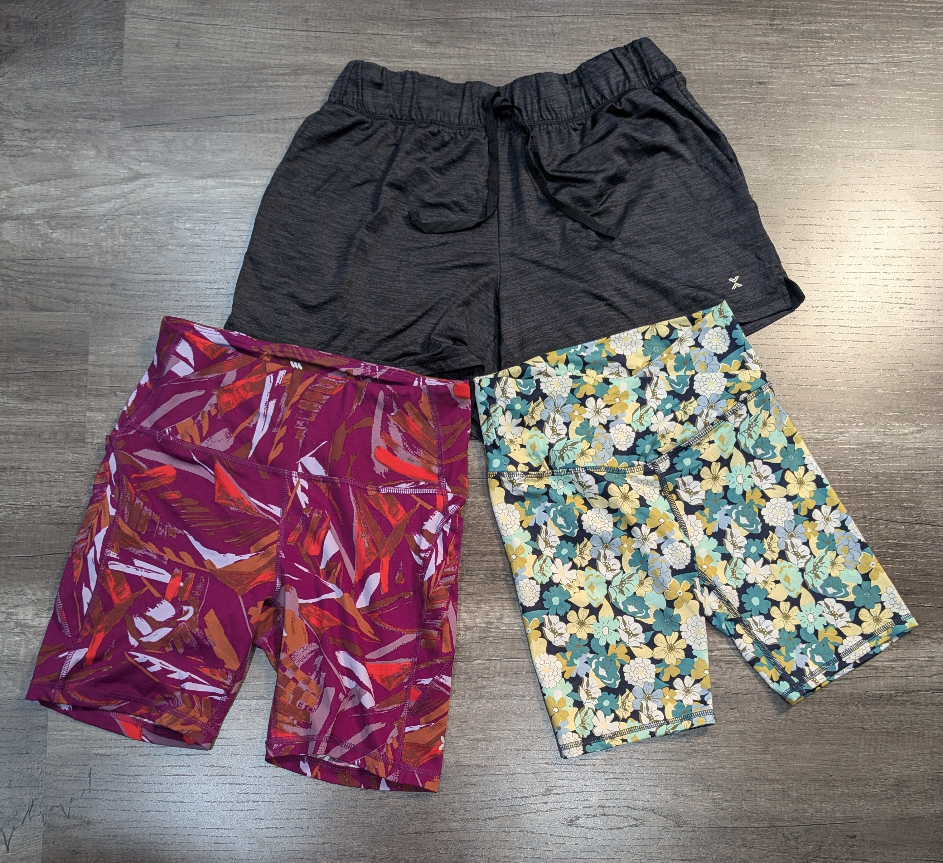 3720 - Unbranded Sports Shorts