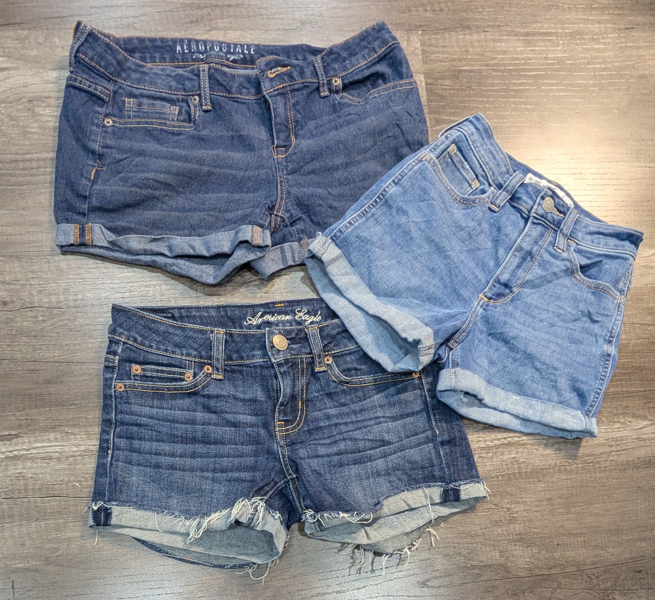 3755 - American Eagle, Aeropostale, Hollister Shor..