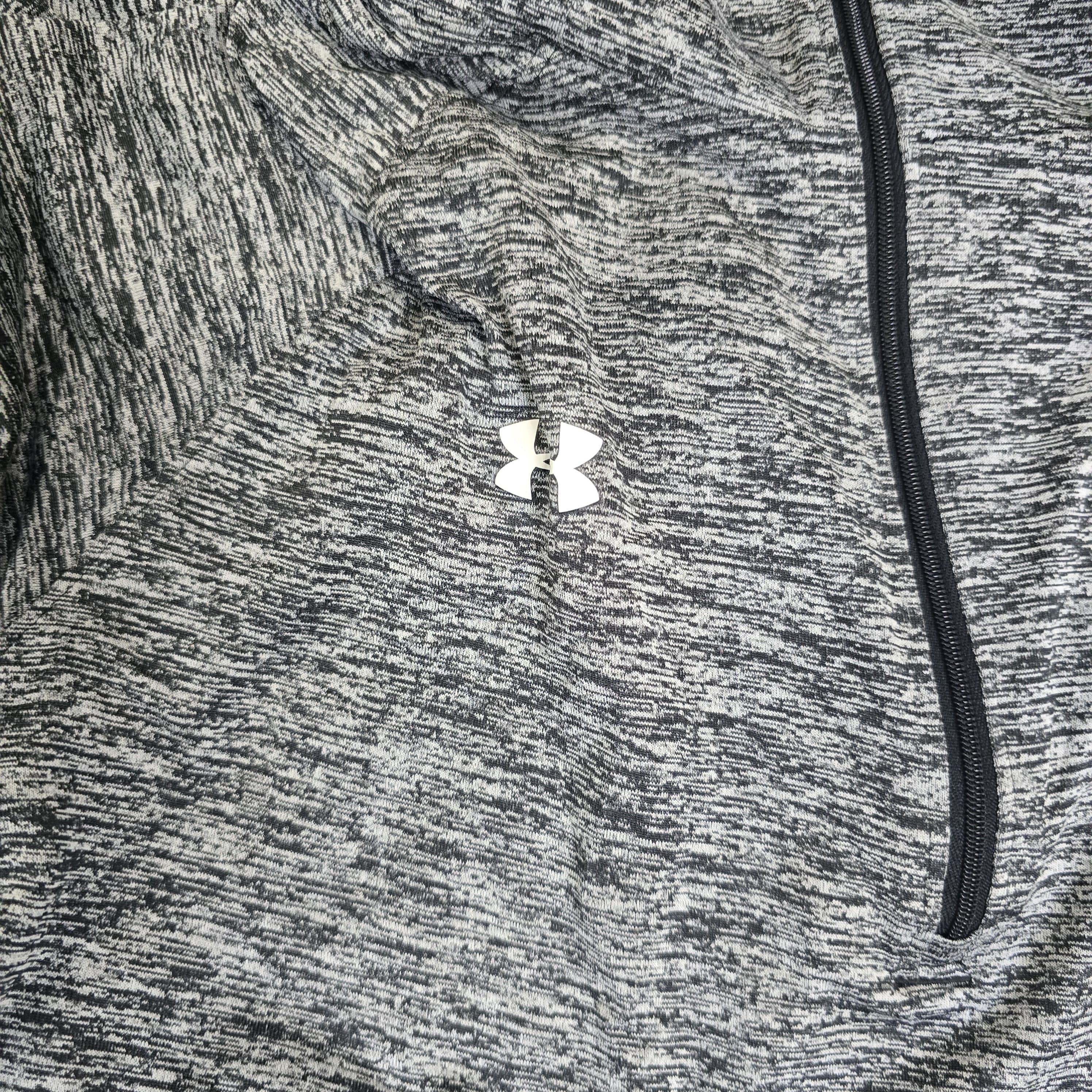 AV-0958 Under Armour L/S T-Shirts