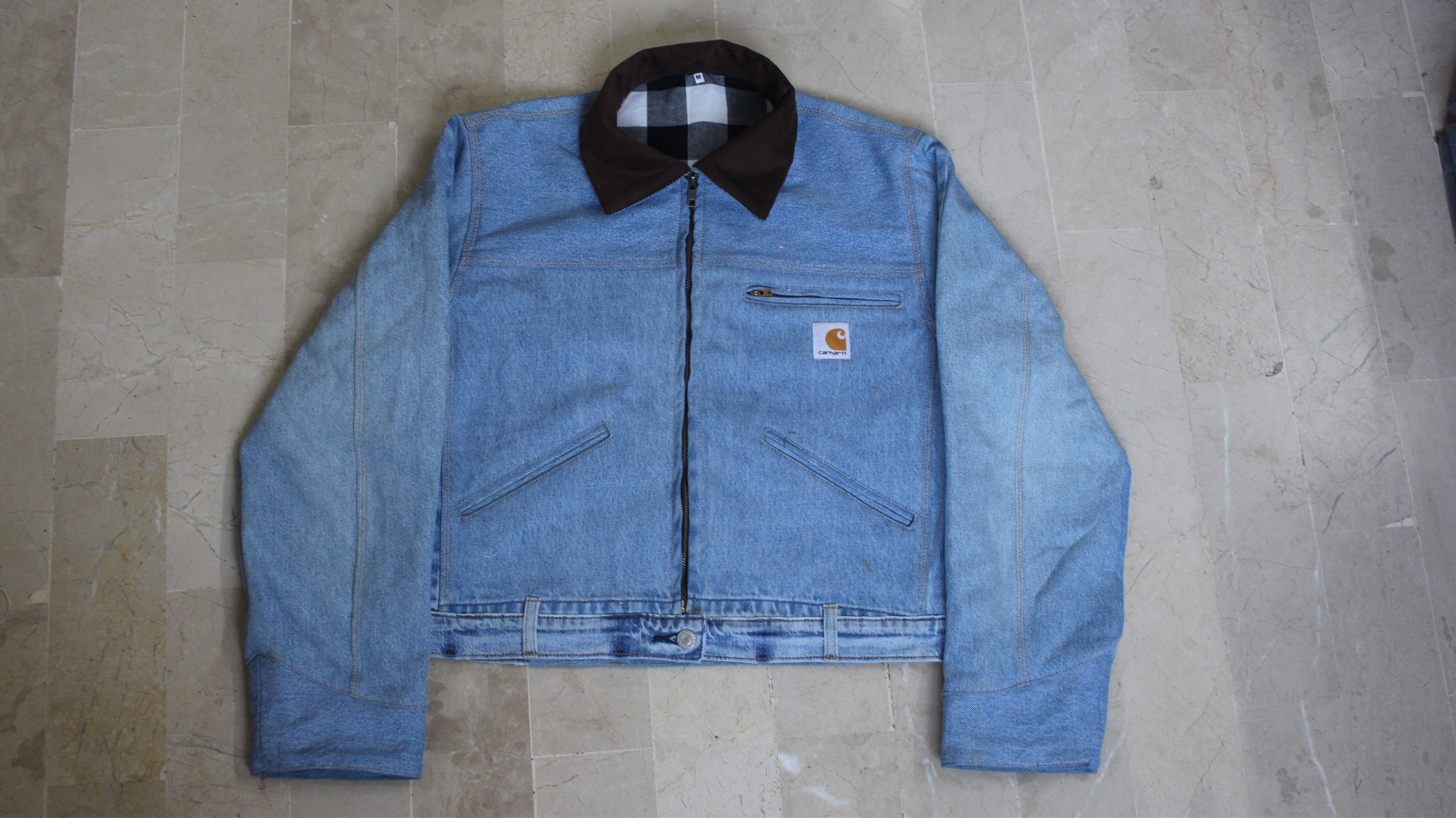 Giacca cropped in denim Carhartt riciclato -Moq 20