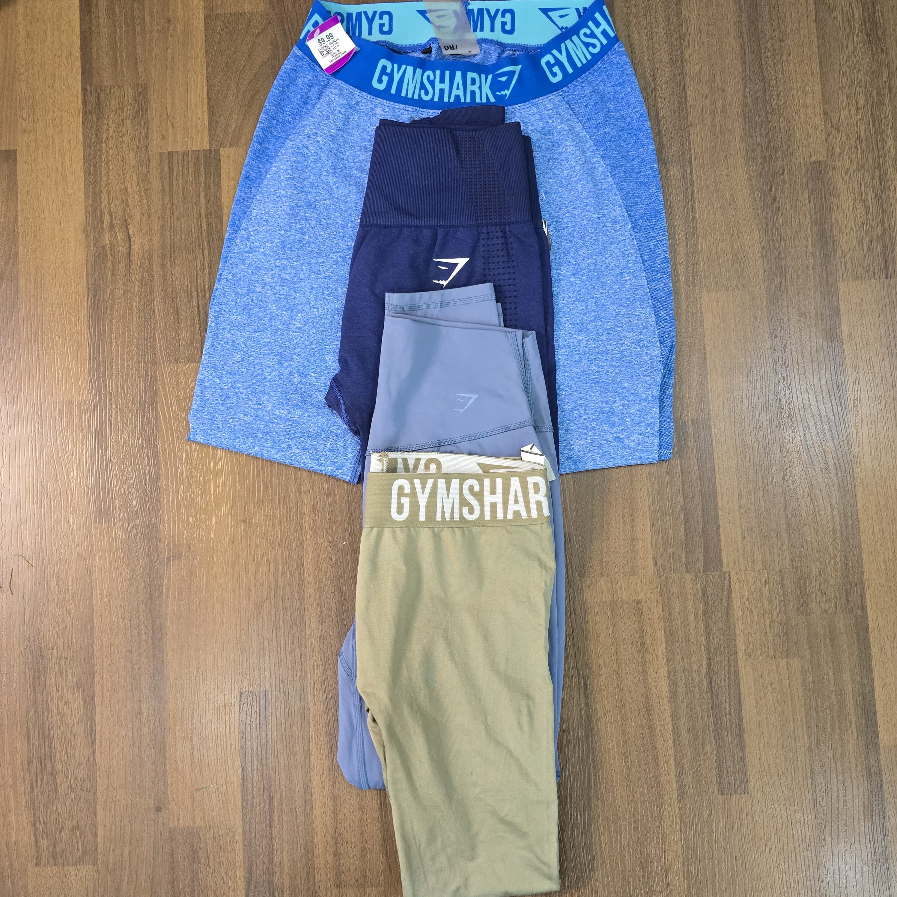 AV-0975 Gymshark Leggings & Capri