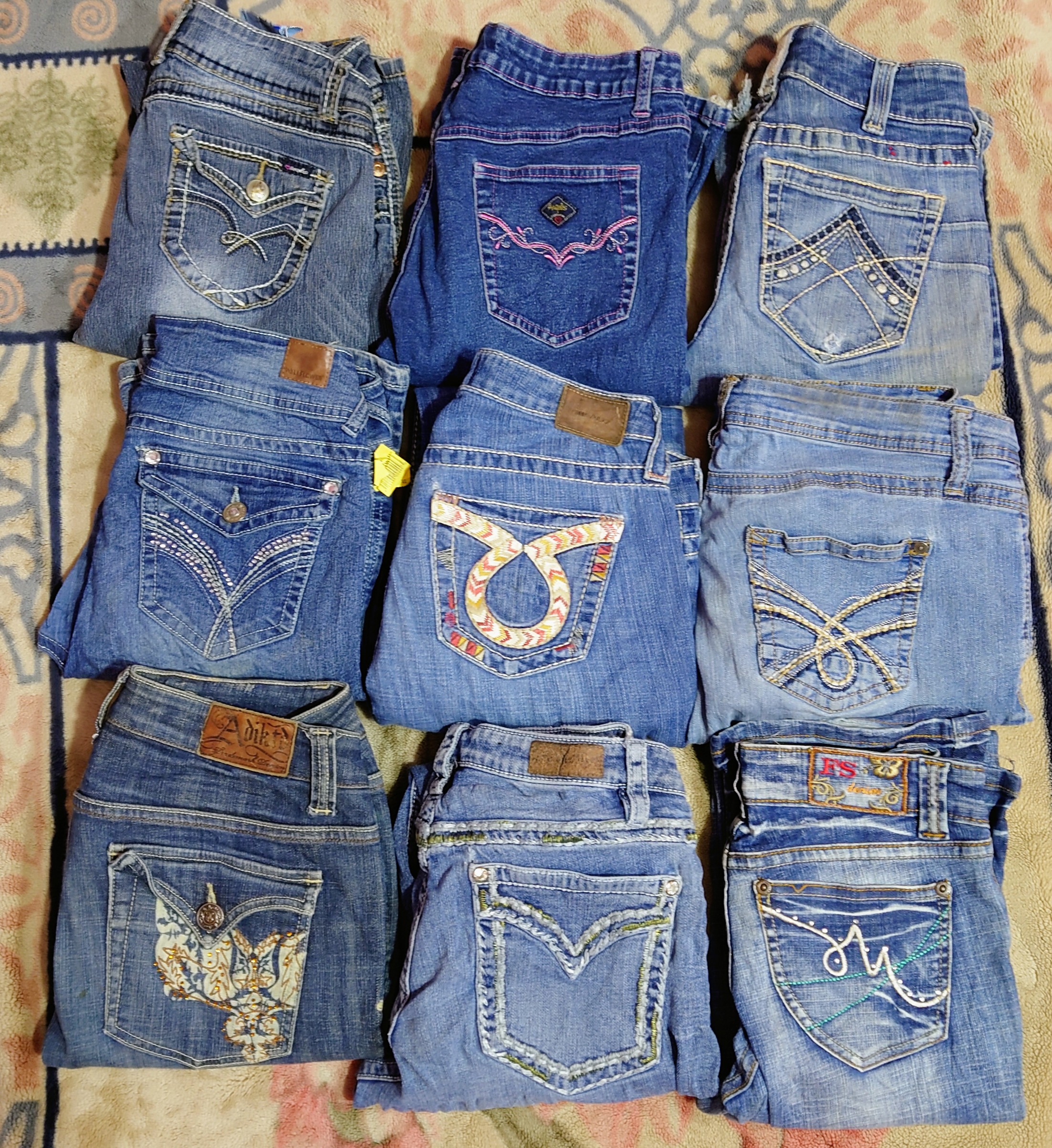 WALLFLOWER AND OTHER BRAND JEANS (15)