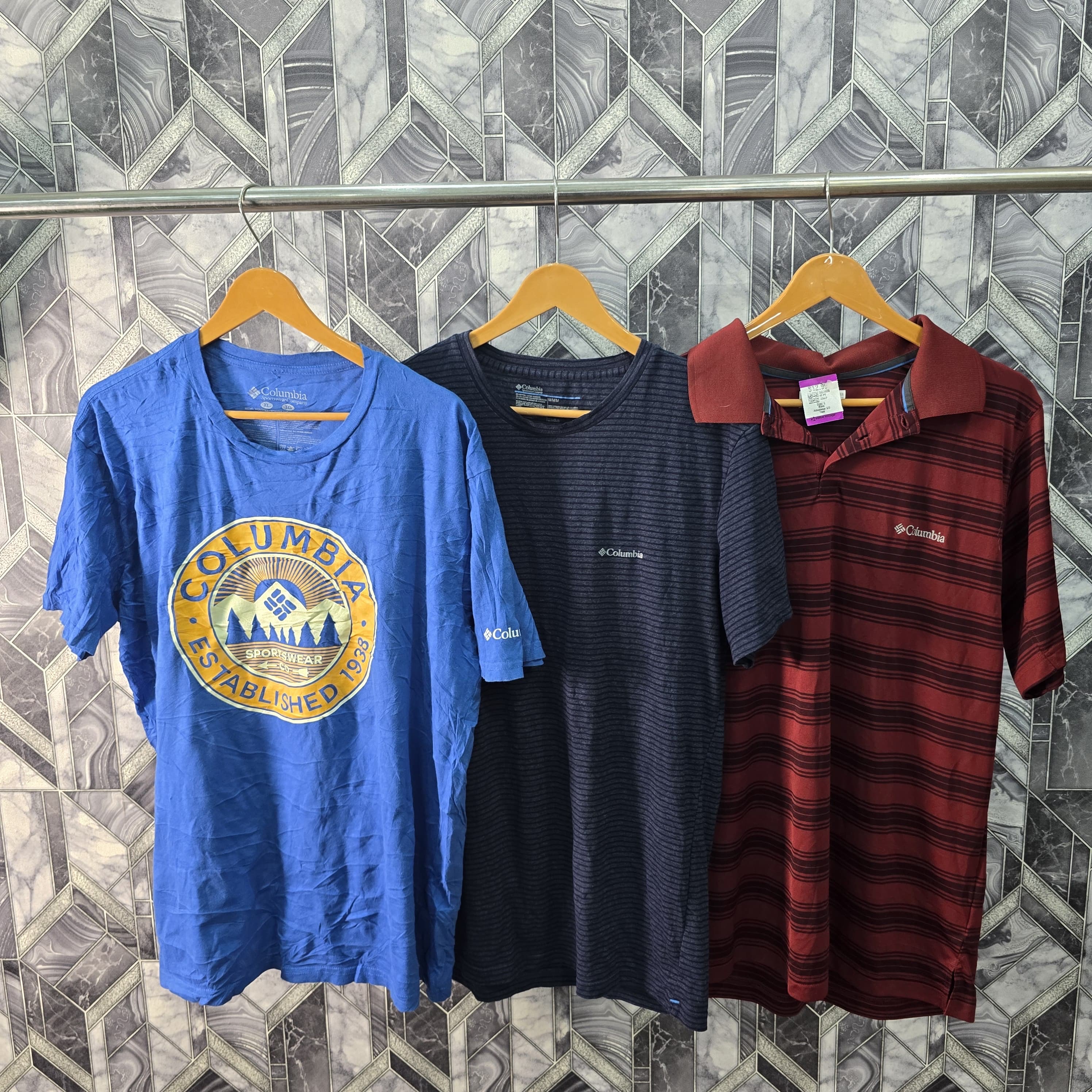 AV-0984 Columbia T-Shirts