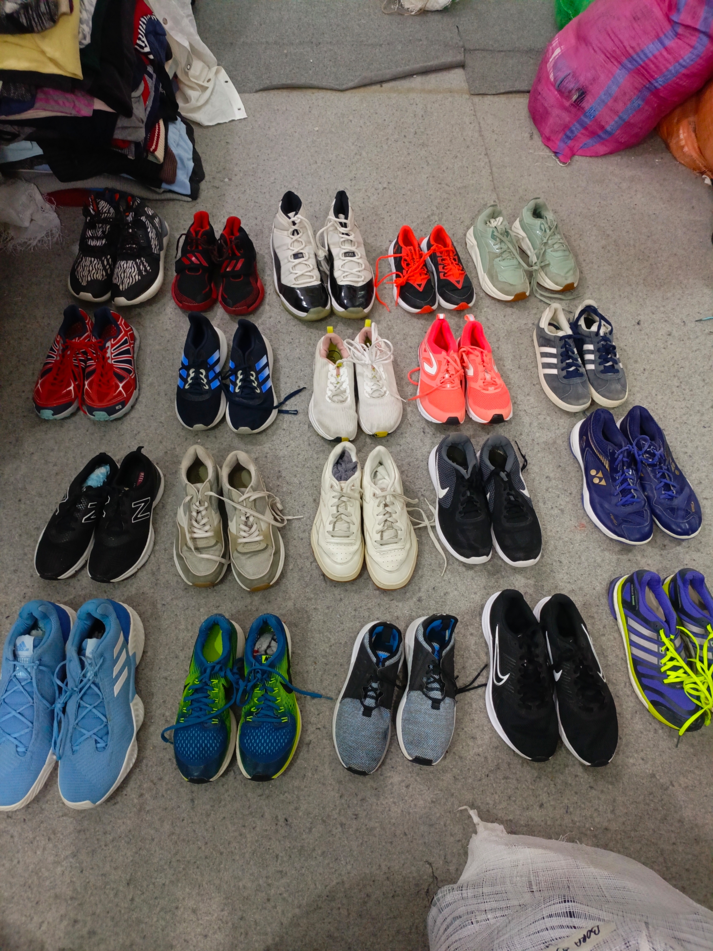 Chaussures de randonnée de marque 20pcs