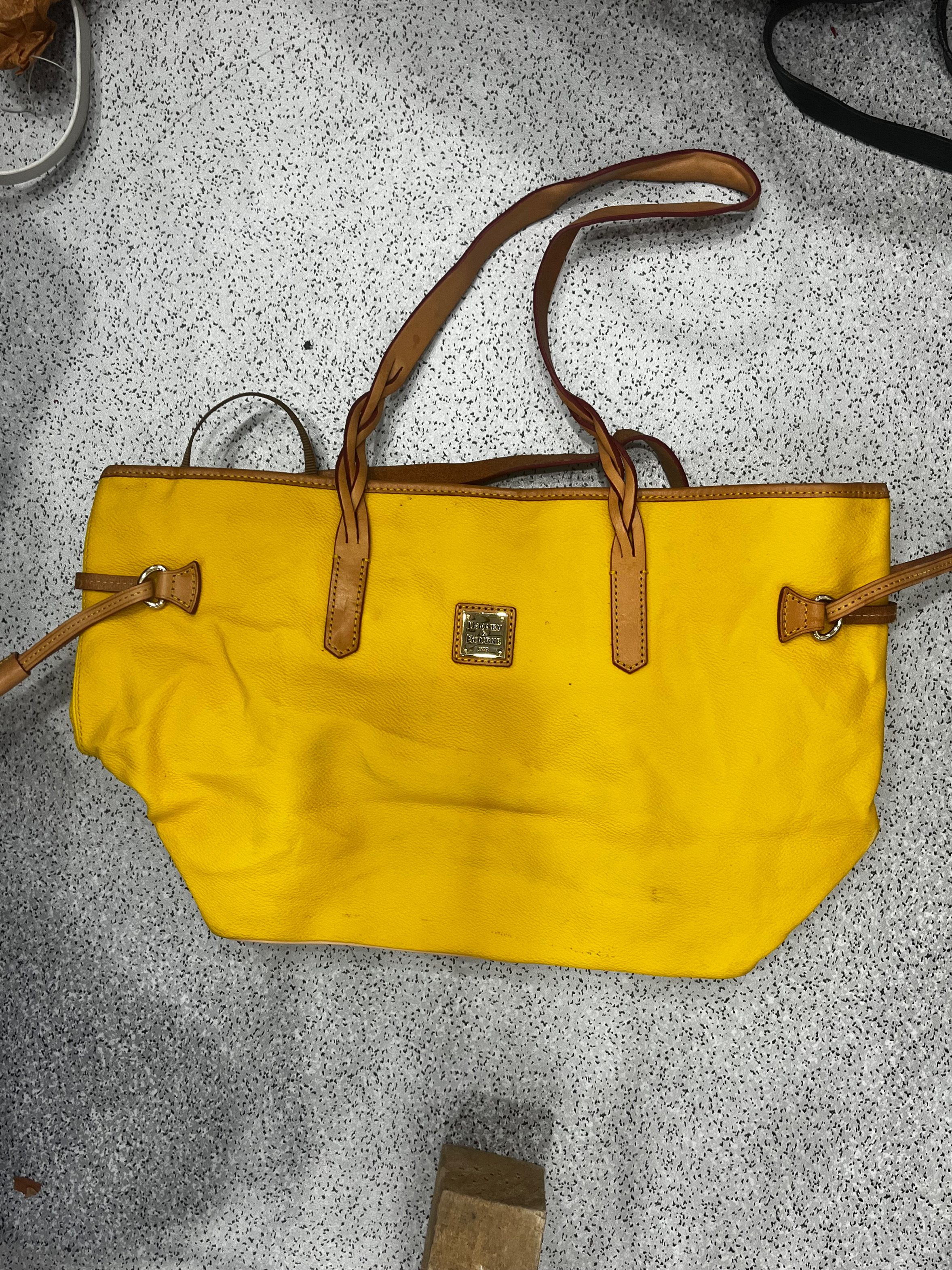 Dooney & Bourke  bag