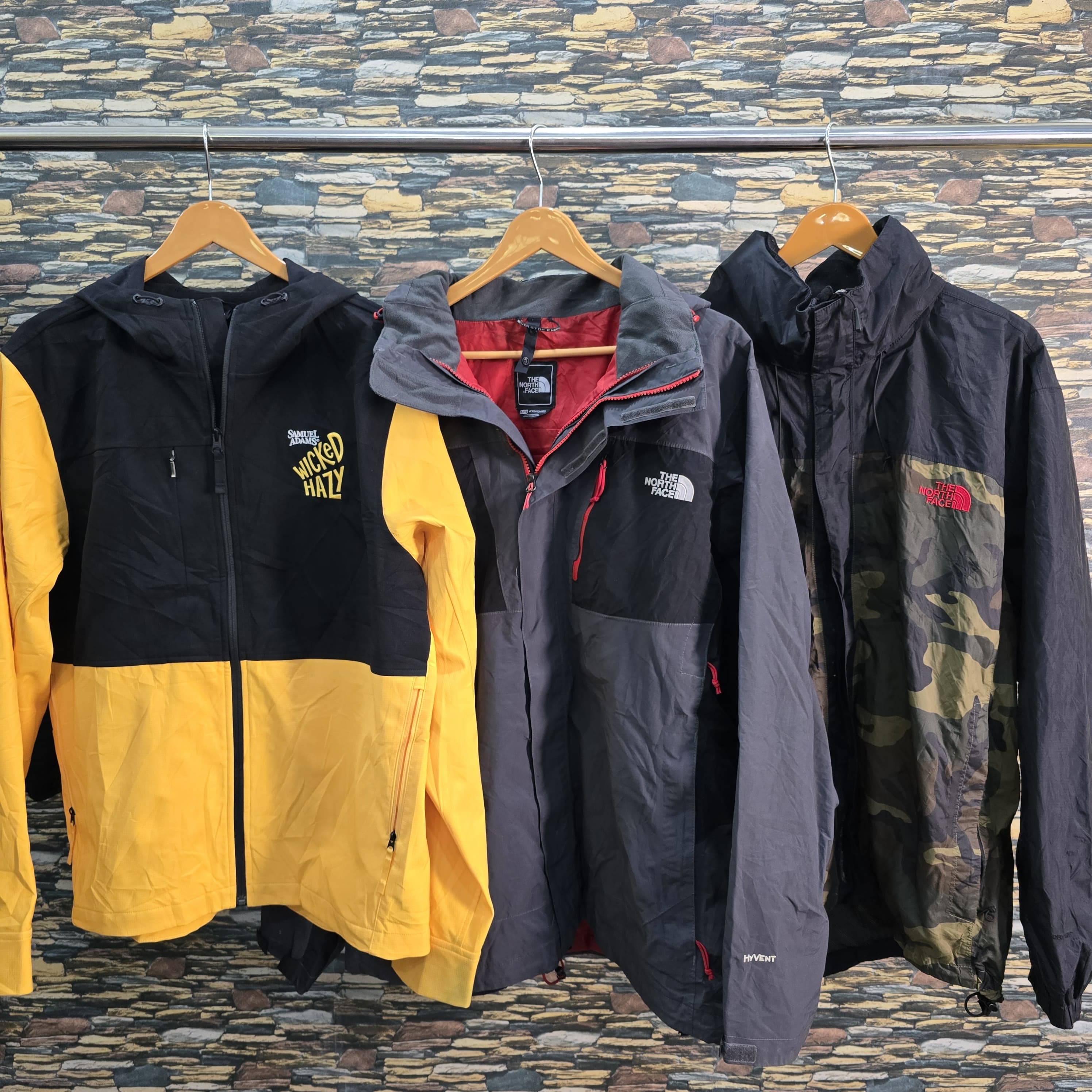 AVG-0215 The North Face Mix Jackets