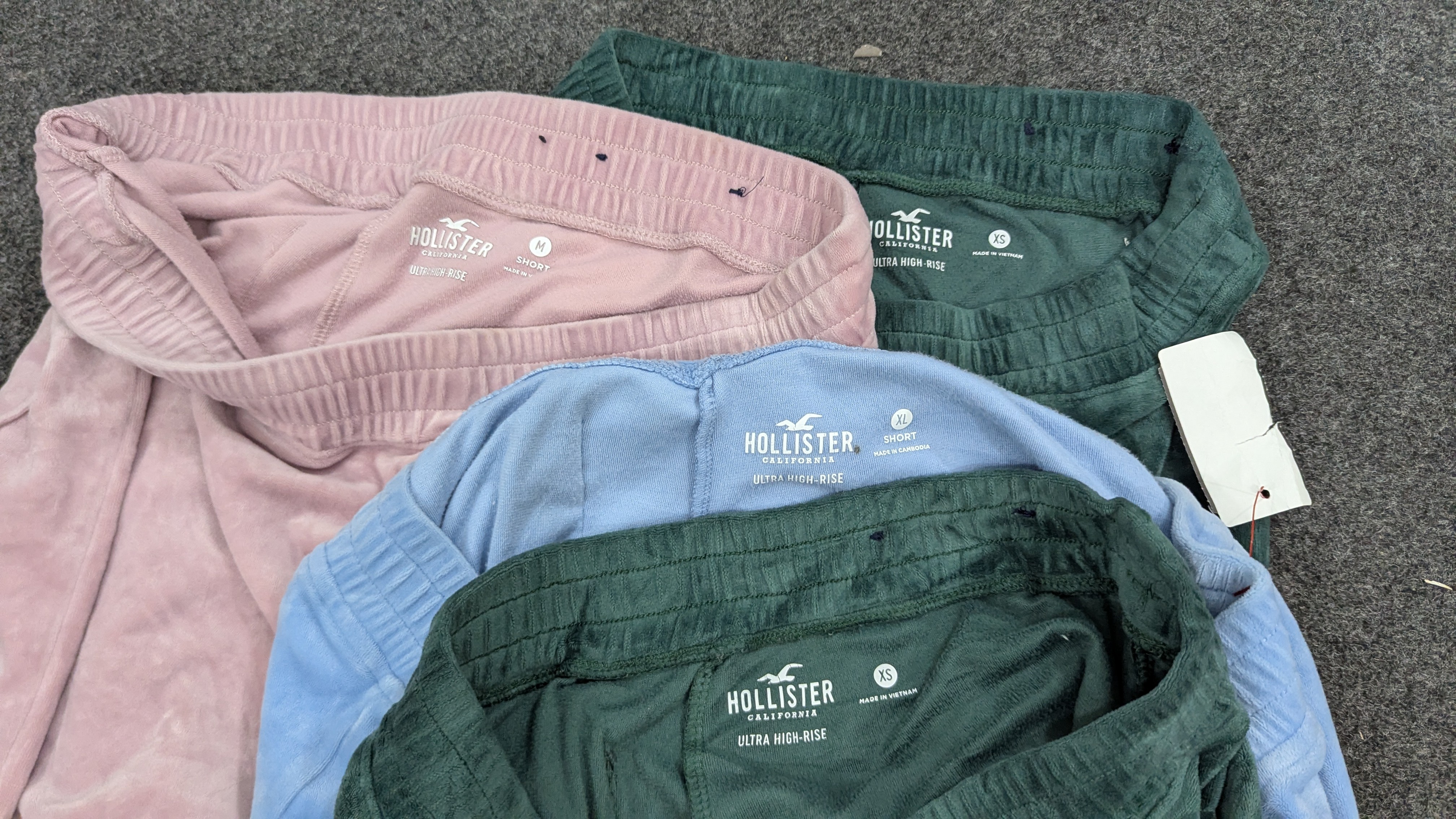 SD 354 | True Religion and Hollister Trousers