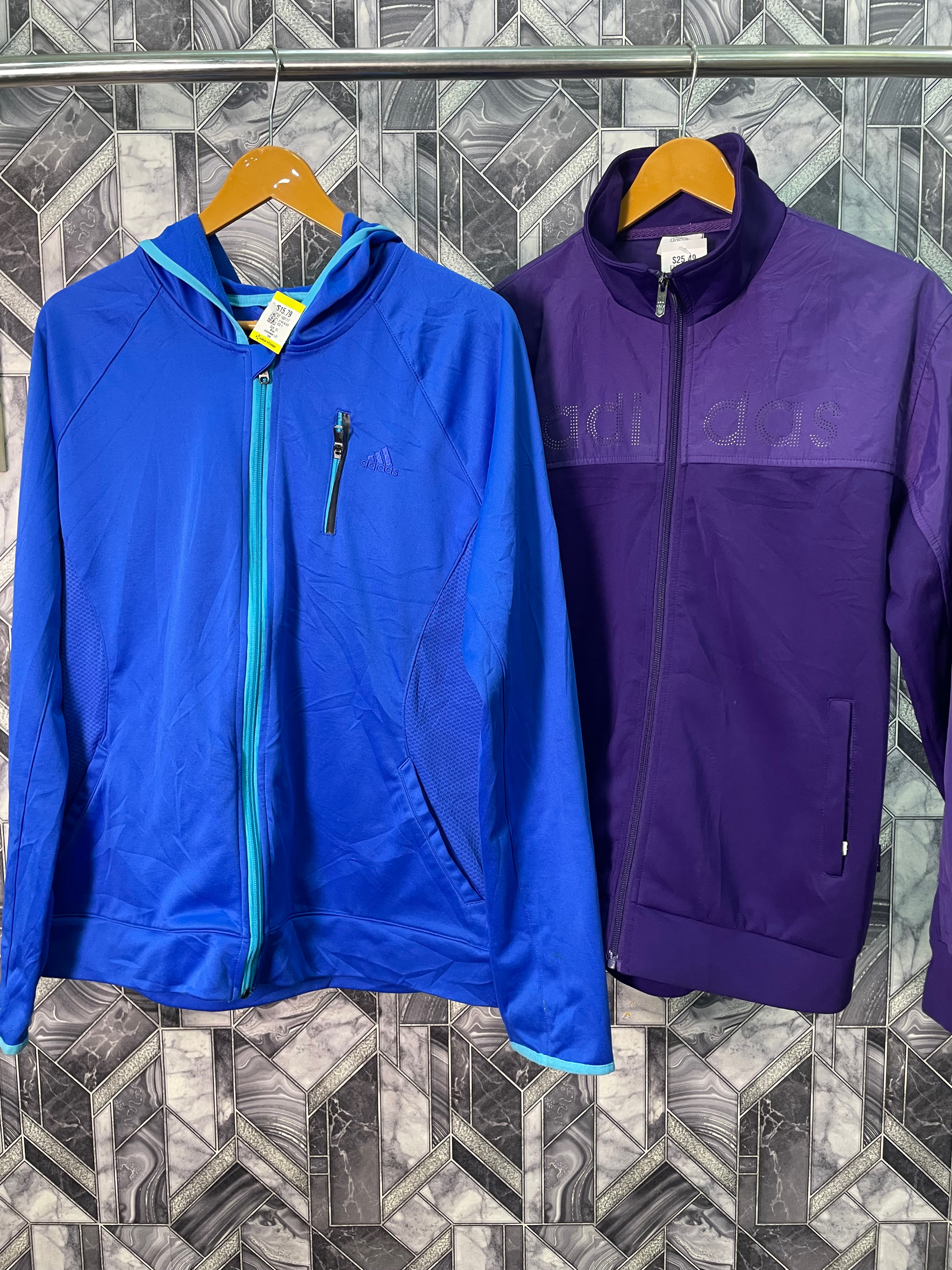 AV-0991 Chaquetas Adidas